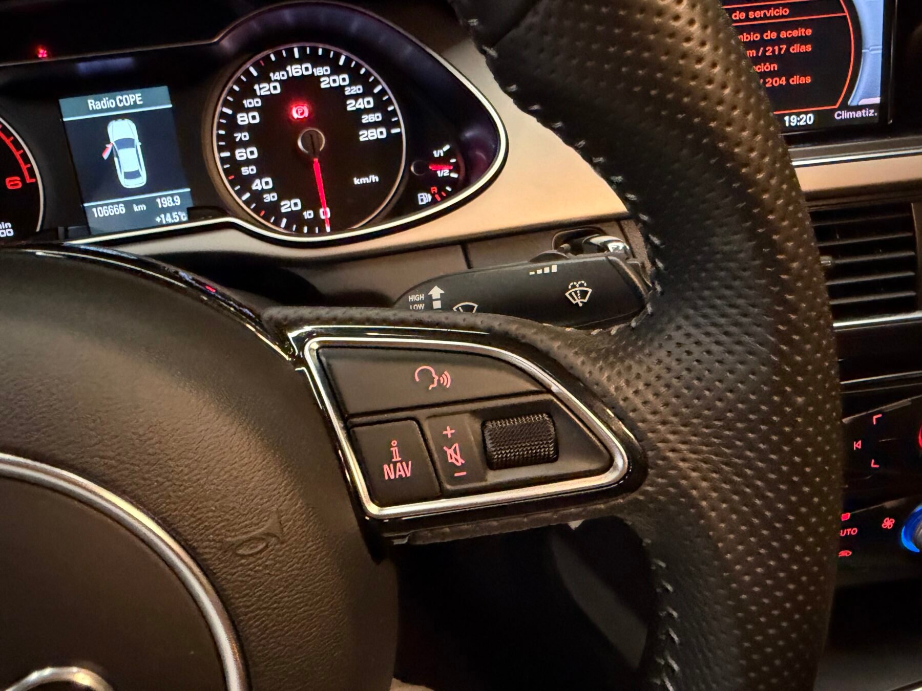 AUDI A4 2.0 TDI 150CV S line edition IMPOLUTO NACIONAL