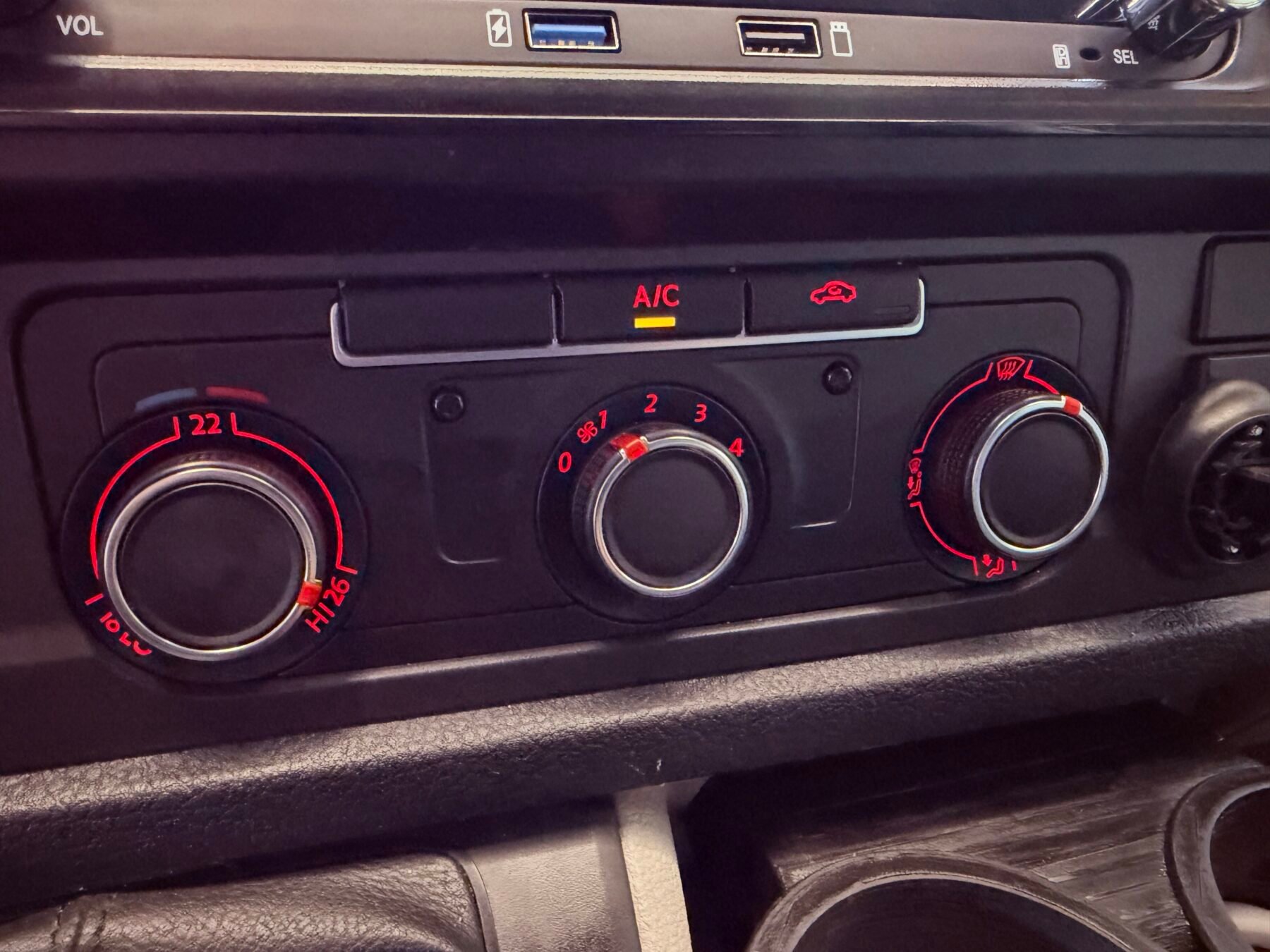 VOLKSWAGEN Transporter 2.0 TDI 150CV 6Velocidades 