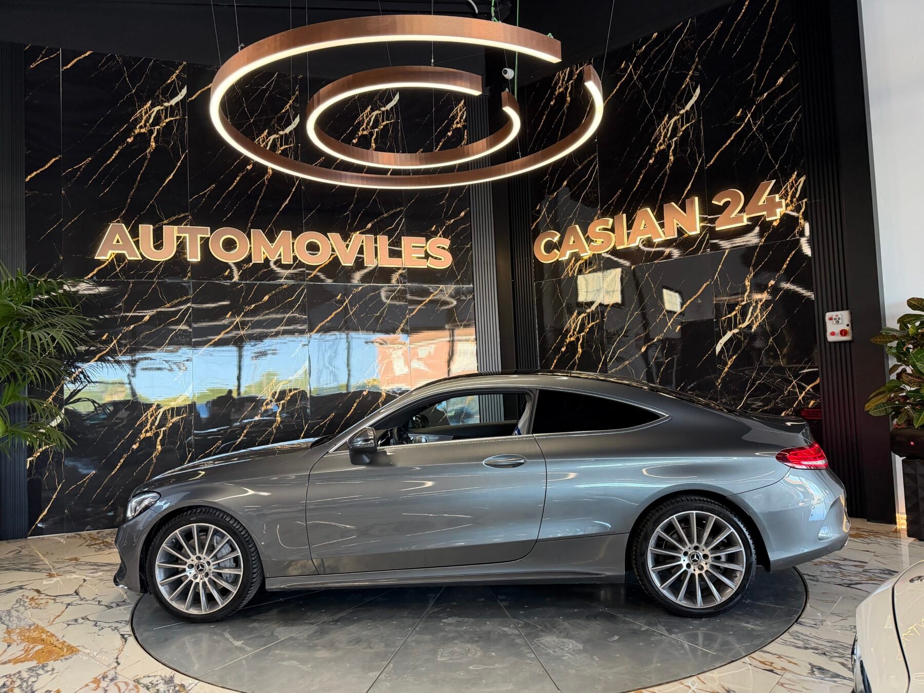 C Coupe 250 210CV AMG SPORT Edition 7G Motor Mercedes con CADENA