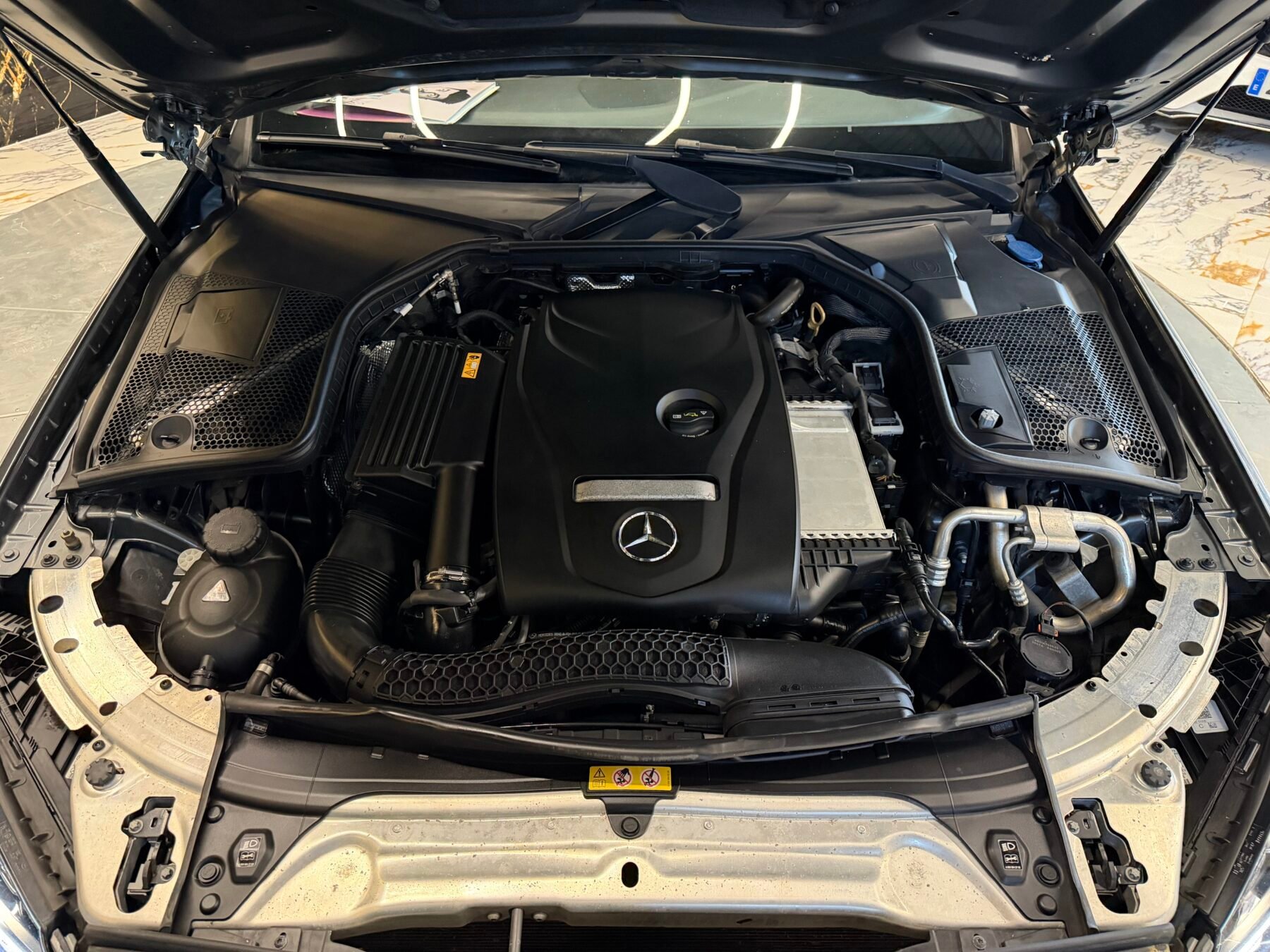 C Coupe 250 210CV AMG SPORT Edition 7G Motor Mercedes con CADENA