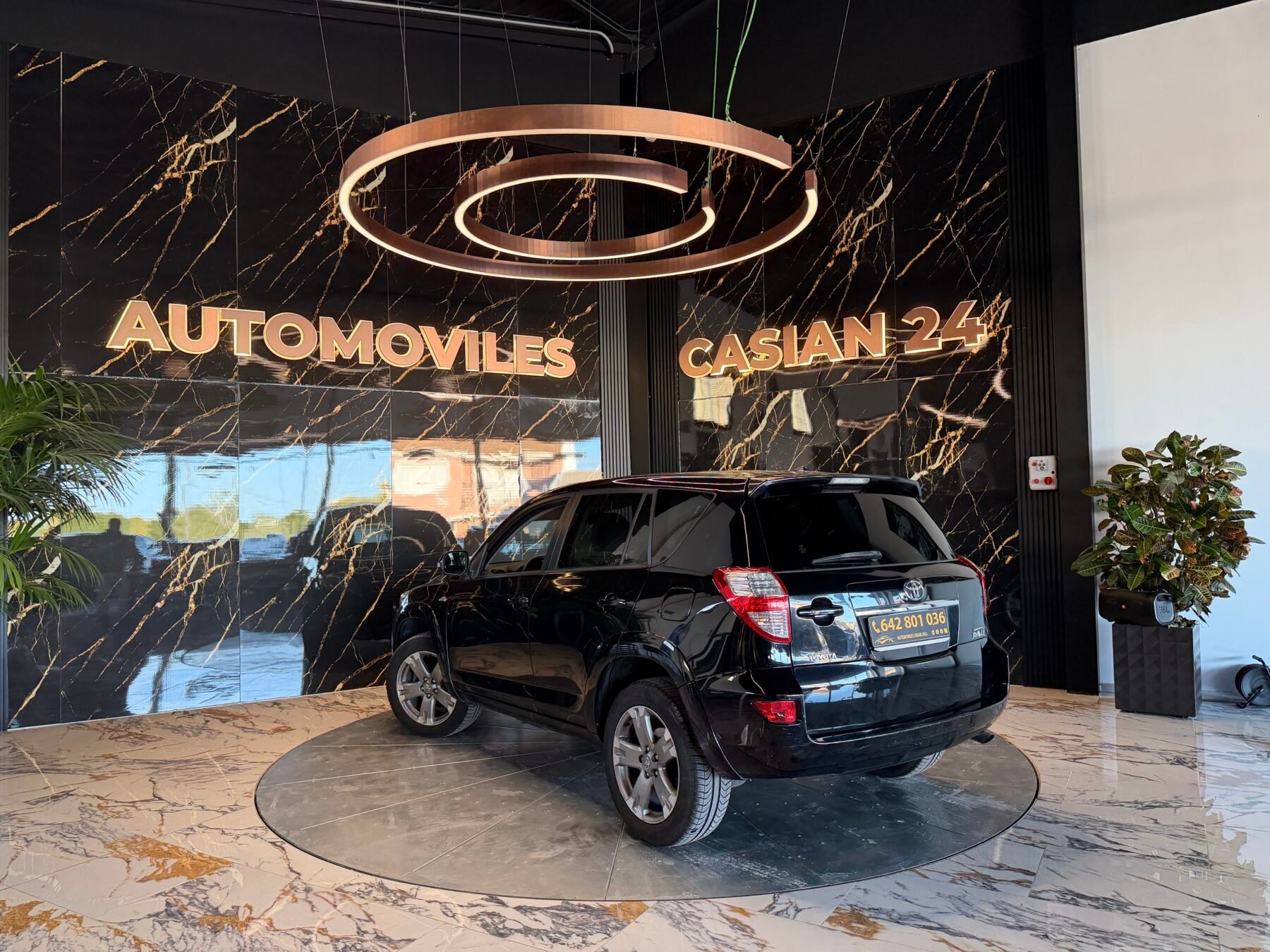 TOYOTA Rav4 2.2 DDCAT Execut.Cross Sp.Autodr.S 4x4