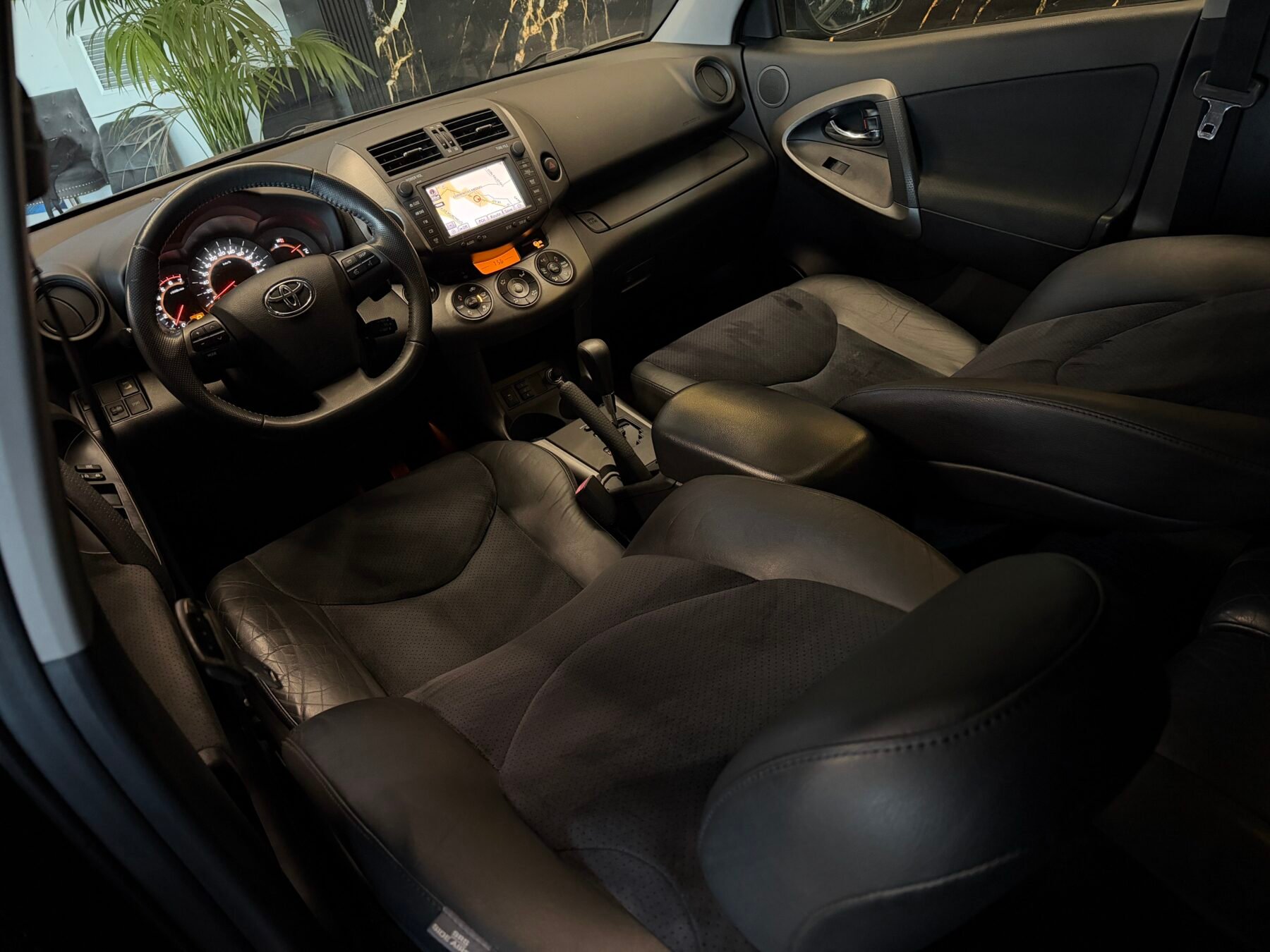 TOYOTA Rav4 2.2 DDCAT Execut.Cross Sp.Autodr.S 4x4