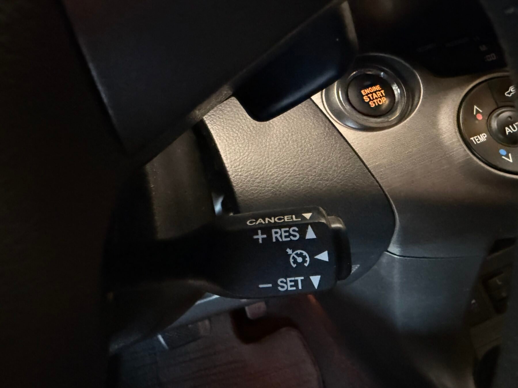 TOYOTA Rav4 2.2 DDCAT Execut.Cross Sp.Autodr.S 4x4