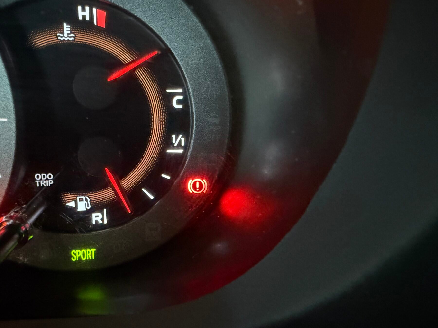 TOYOTA Rav4 2.2 DDCAT Execut.Cross Sp.Autodr.S 4x4