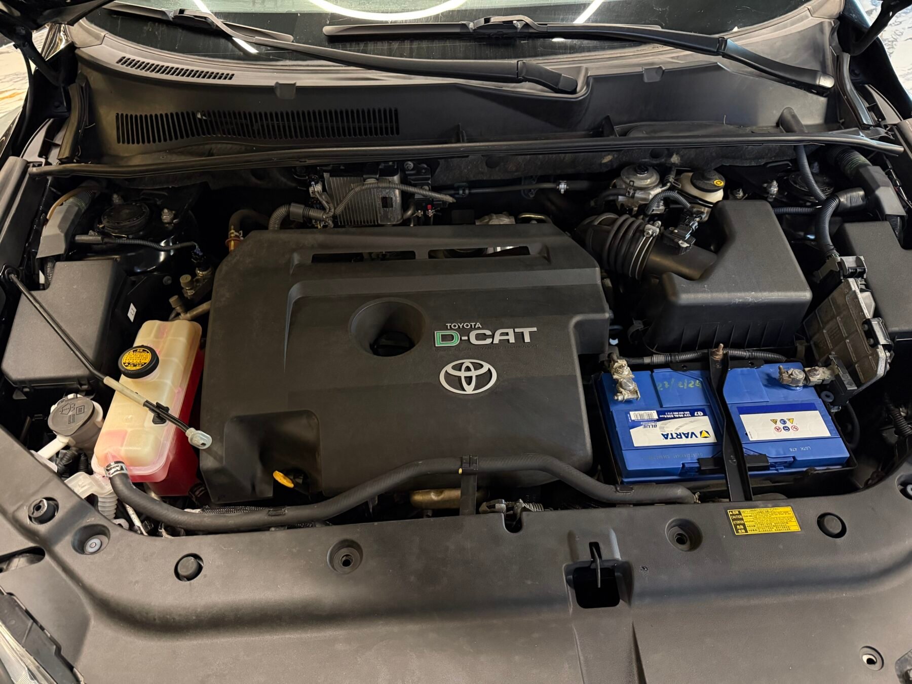 TOYOTA Rav4 2.2 DDCAT Execut.Cross Sp.Autodr.S 4x4