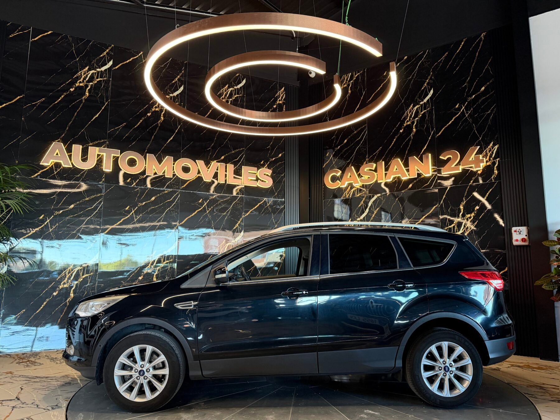 FORD Kuga 2.0 TDCi 150 4x2 ASS Titanium