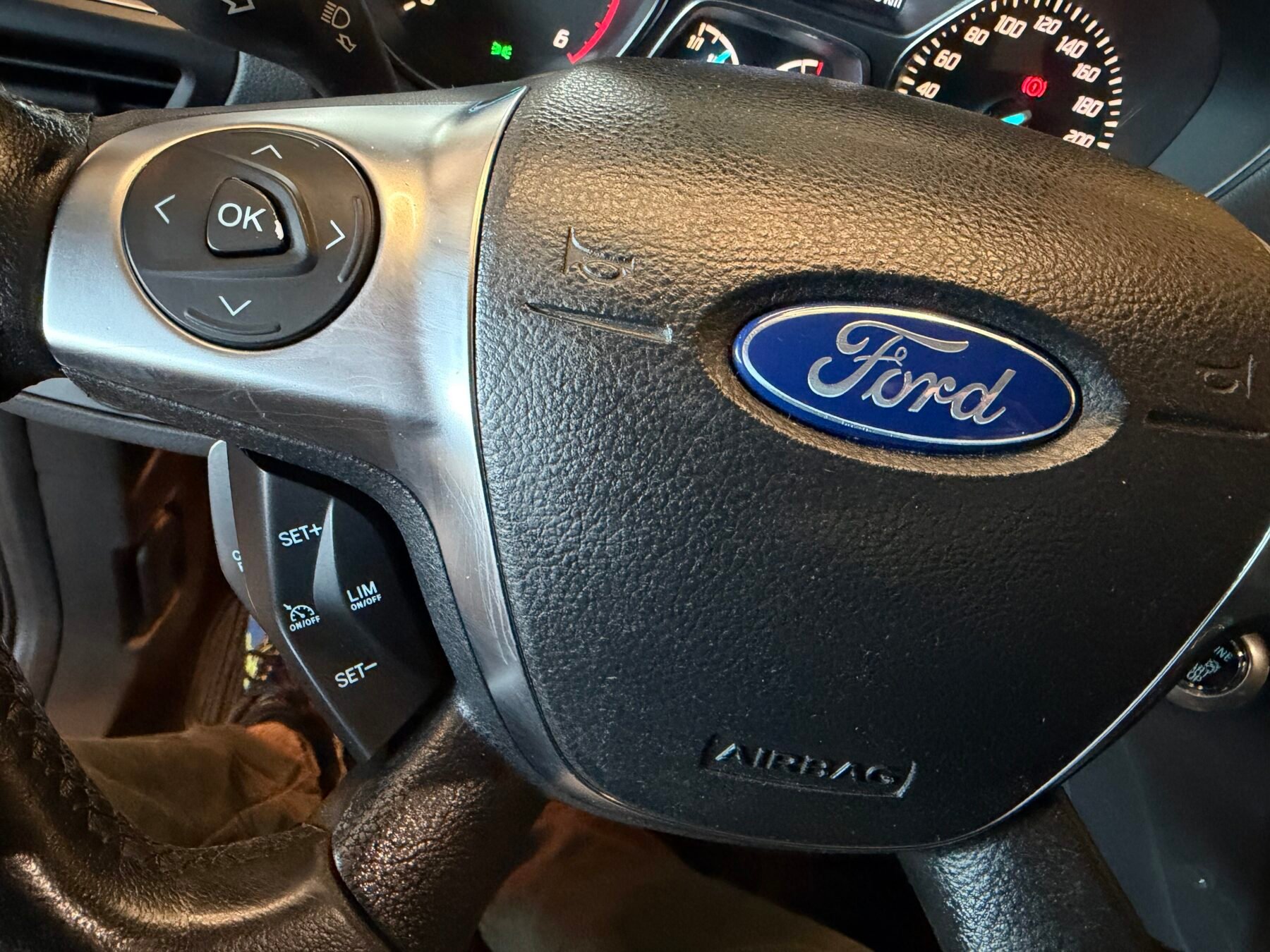 FORD Kuga 2.0 TDCi 150 4x2 ASS Titanium