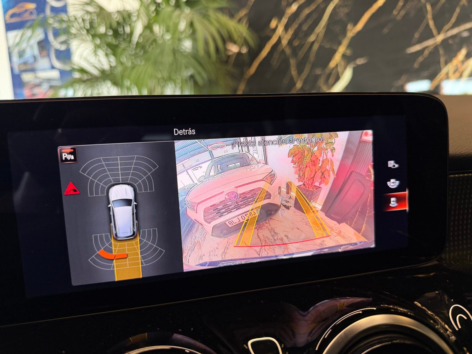 MERCEDES-BENZ  GLB 200d 150cv Sport URBAN 7 Plazas Motor MERCEDES CON CADENA