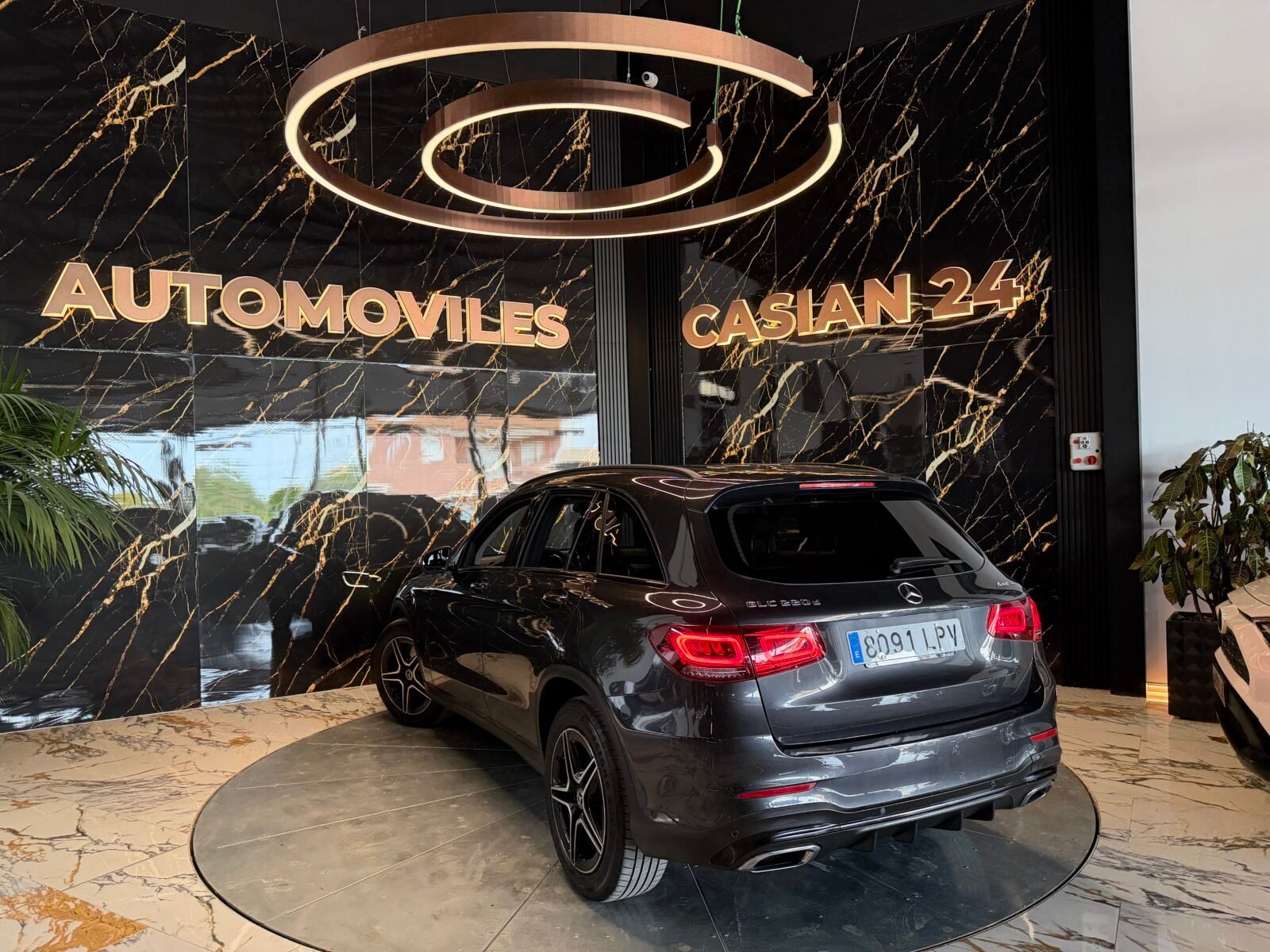 MERCEDES-BENZ GLC 220d AMG 195CV 4MATIC Motor MERCEDES CON CADENA