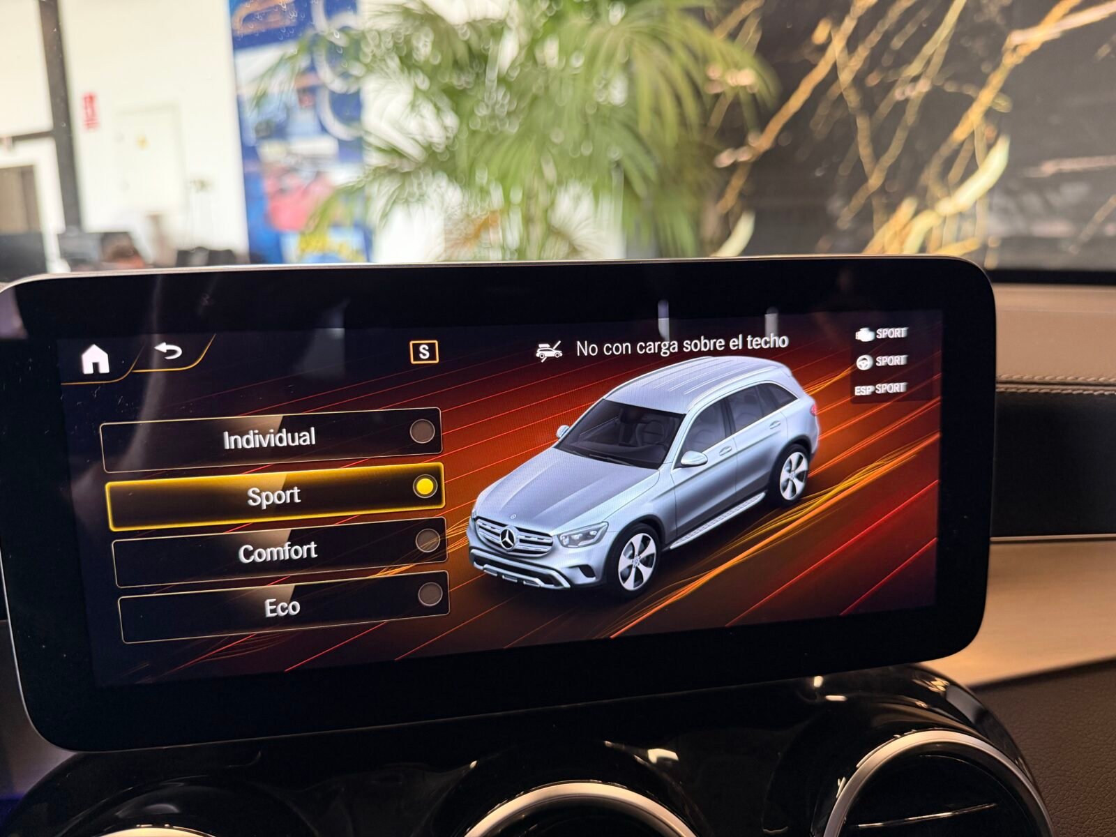 MERCEDES-BENZ GLC 220d AMG 195CV 4MATIC Motor MERCEDES CON CADENA