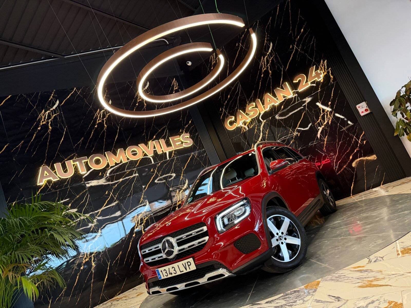 MERCEDES-BENZ GLB 200d 150cv 4Matic  Sport URBAN Motor MERCEDES CON CADENA