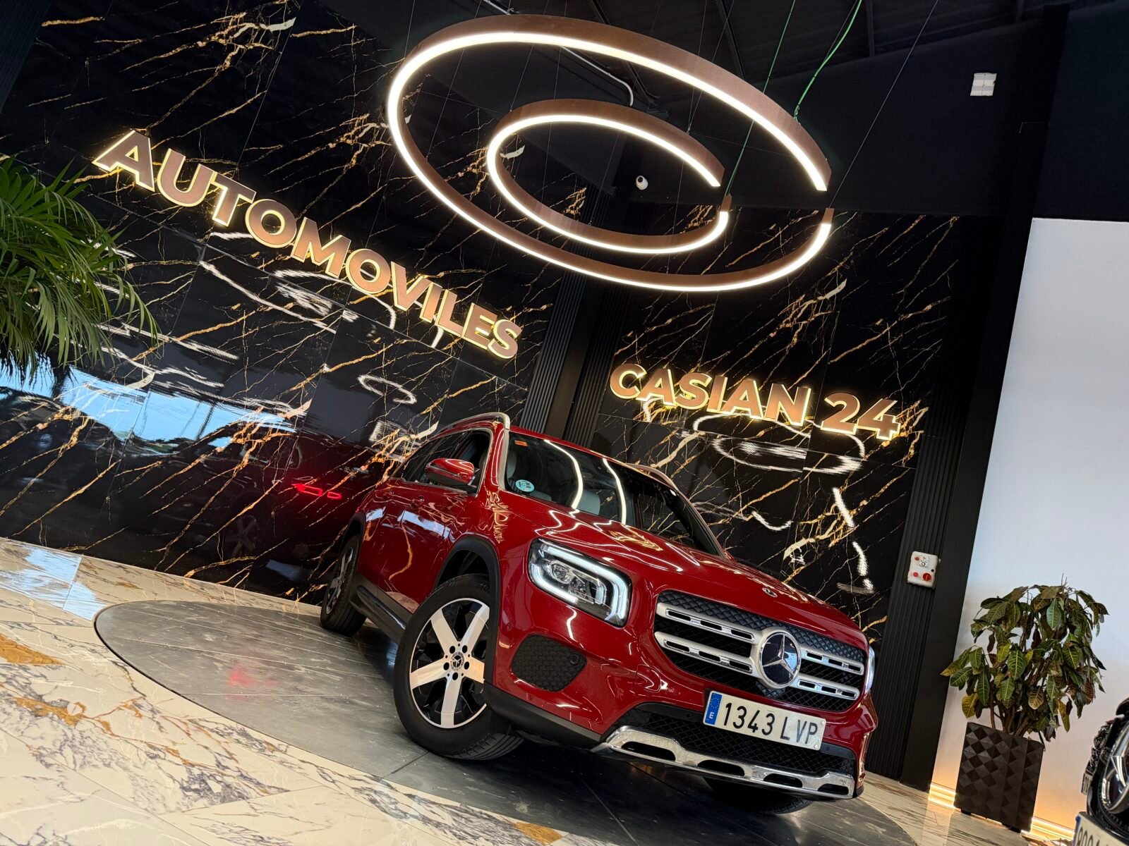 MERCEDES-BENZ GLB 200d 150cv 4Matic  Sport URBAN Motor MERCEDES CON CADENA
