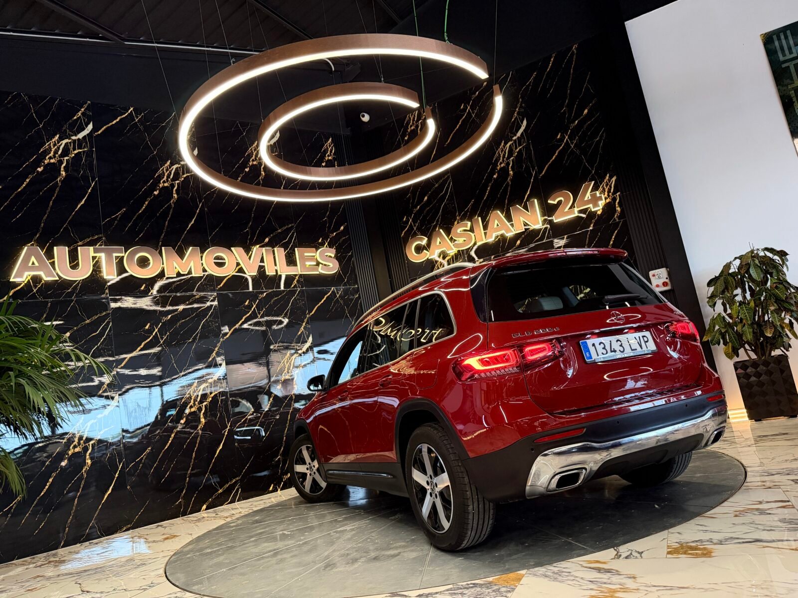 MERCEDES-BENZ GLB 200d 150cv 4Matic  Sport URBAN Motor MERCEDES CON CADENA