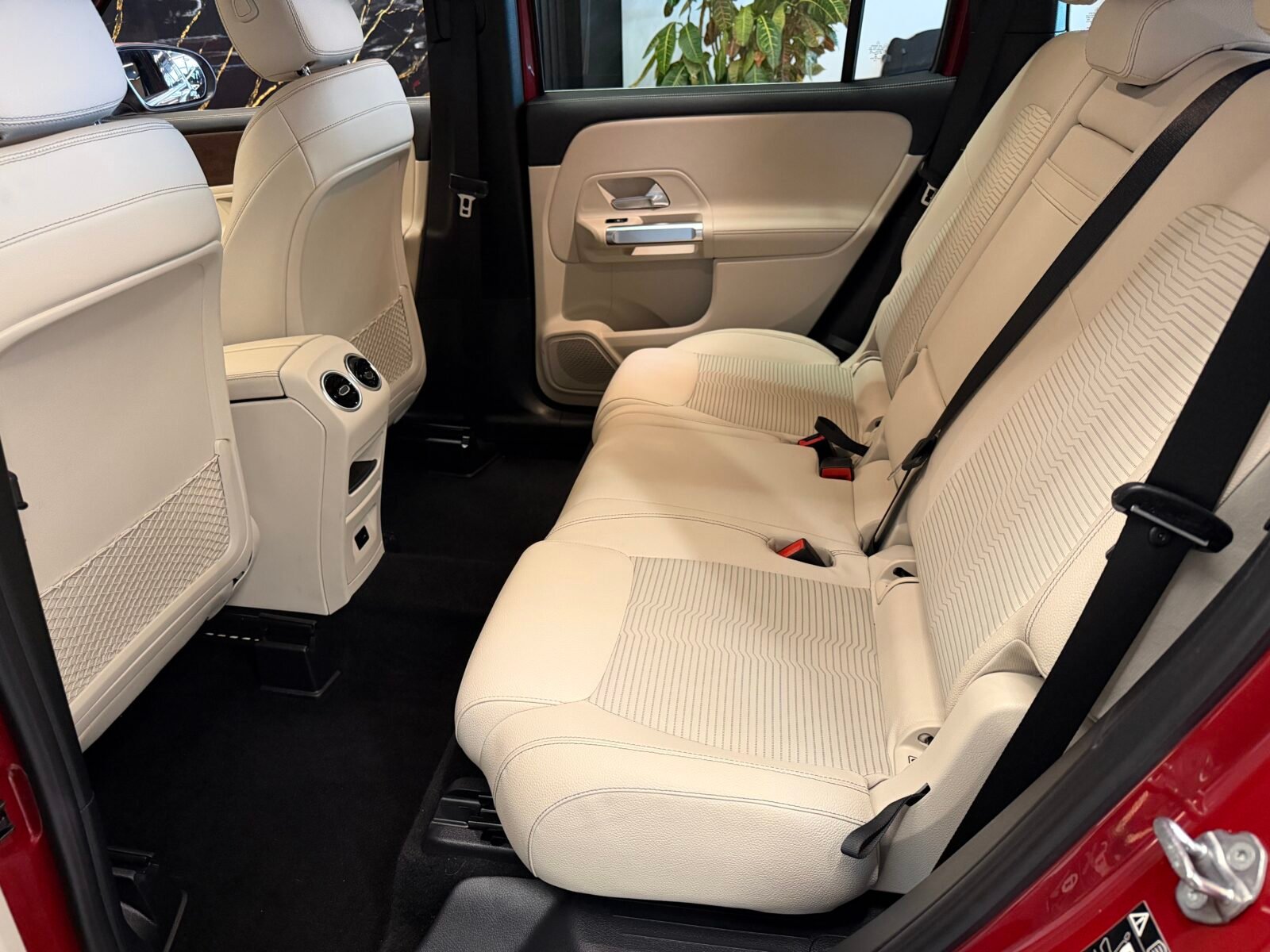 MERCEDES-BENZ GLB 200d 150cv 4Matic  Sport URBAN Motor MERCEDES CON CADENA