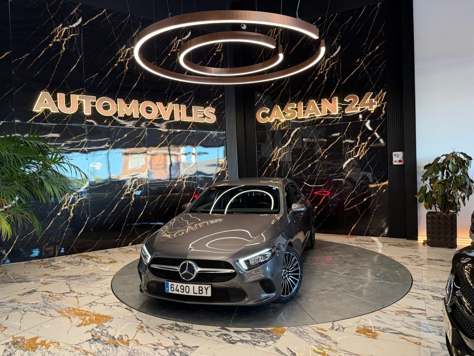 MERCEDES-BENZ Clase A 180d Sport Urban 8G 116cv