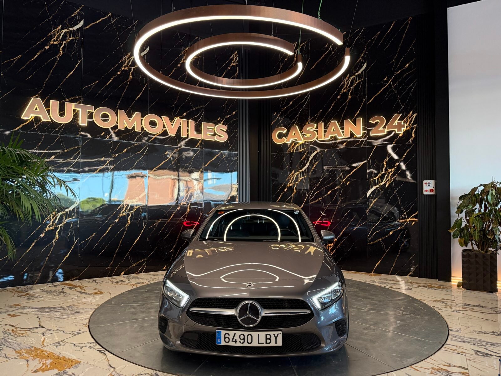 MERCEDES-BENZ Clase A 180d Sport Urban 8G 116cv