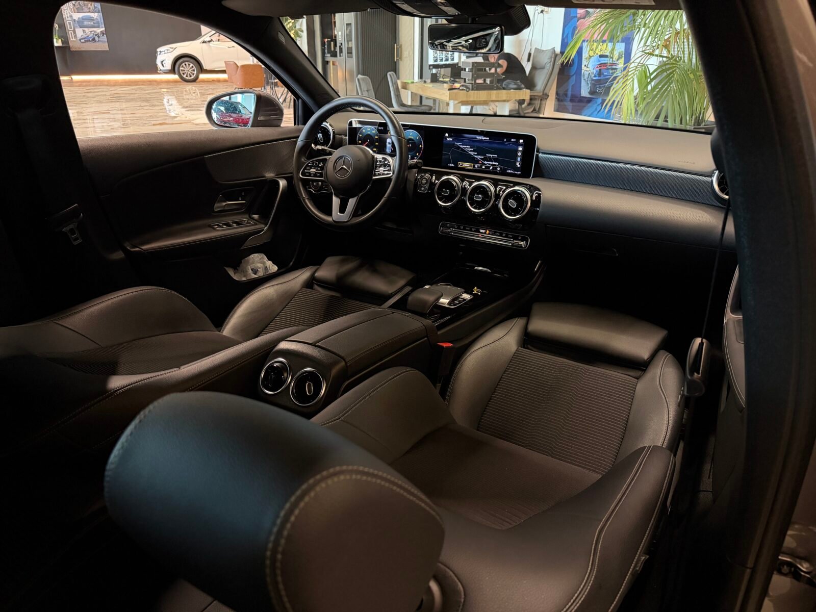 MERCEDES-BENZ Clase A 180d Sport Urban 8G 116cv