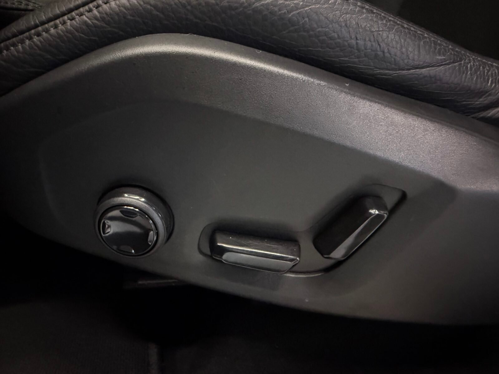 VOLVO XC60 2.0 D4 AWD Inscription Auto