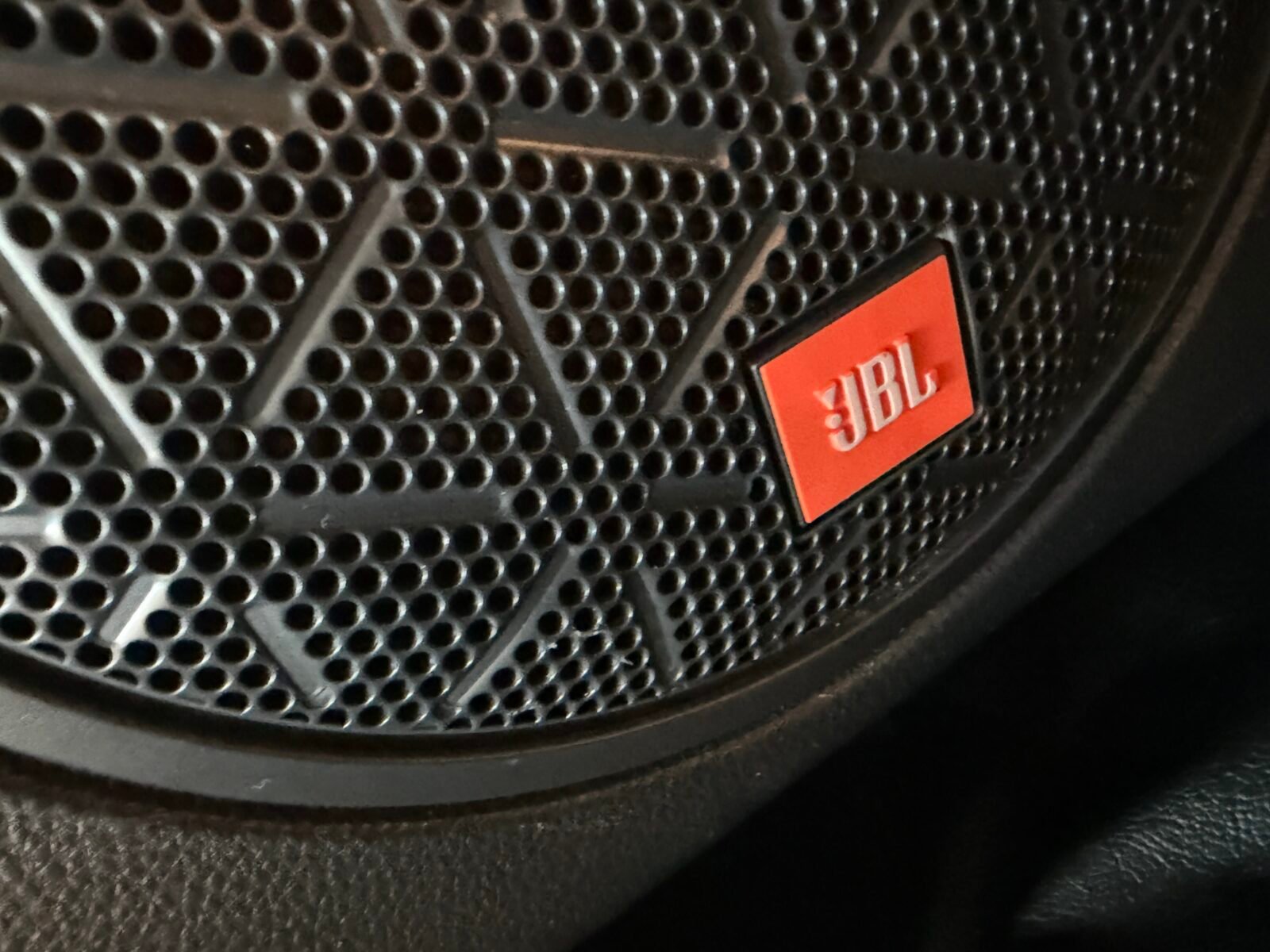 TOYOTA Rav4 2.5l 220H Luxury 4WD MOTOR IRROMPIBLE