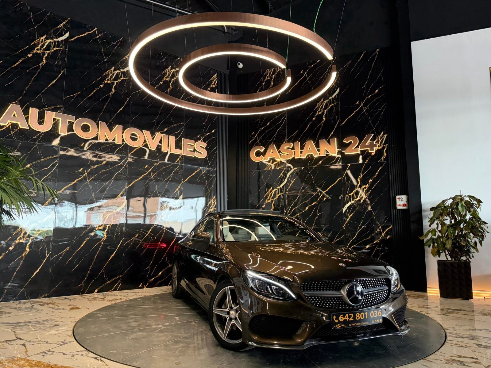 MERCEDES-BENZ C220d AMG 170CV FUL Motor MERCEDES CON CADENA
