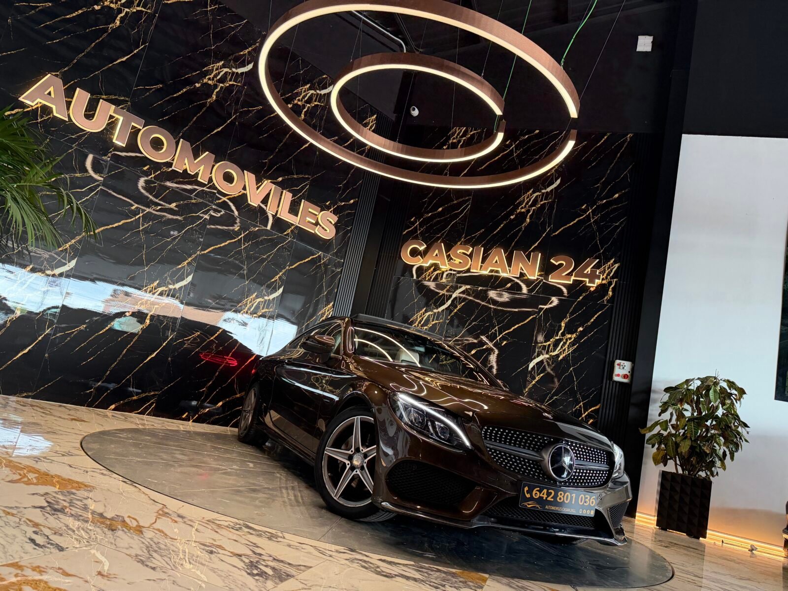 MERCEDES-BENZ C220d AMG 170CV FUL Motor MERCEDES CON CADENA