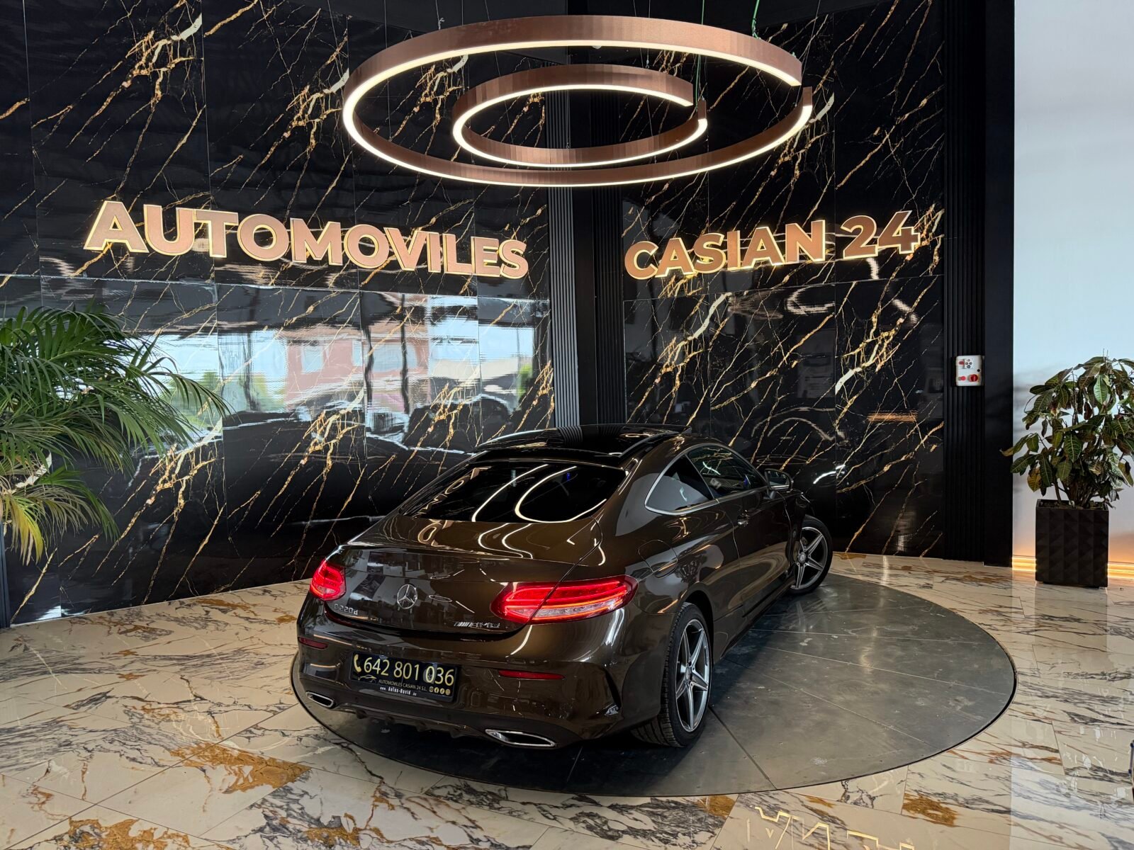 MERCEDES-BENZ C220d AMG 170CV FUL Motor MERCEDES CON CADENA