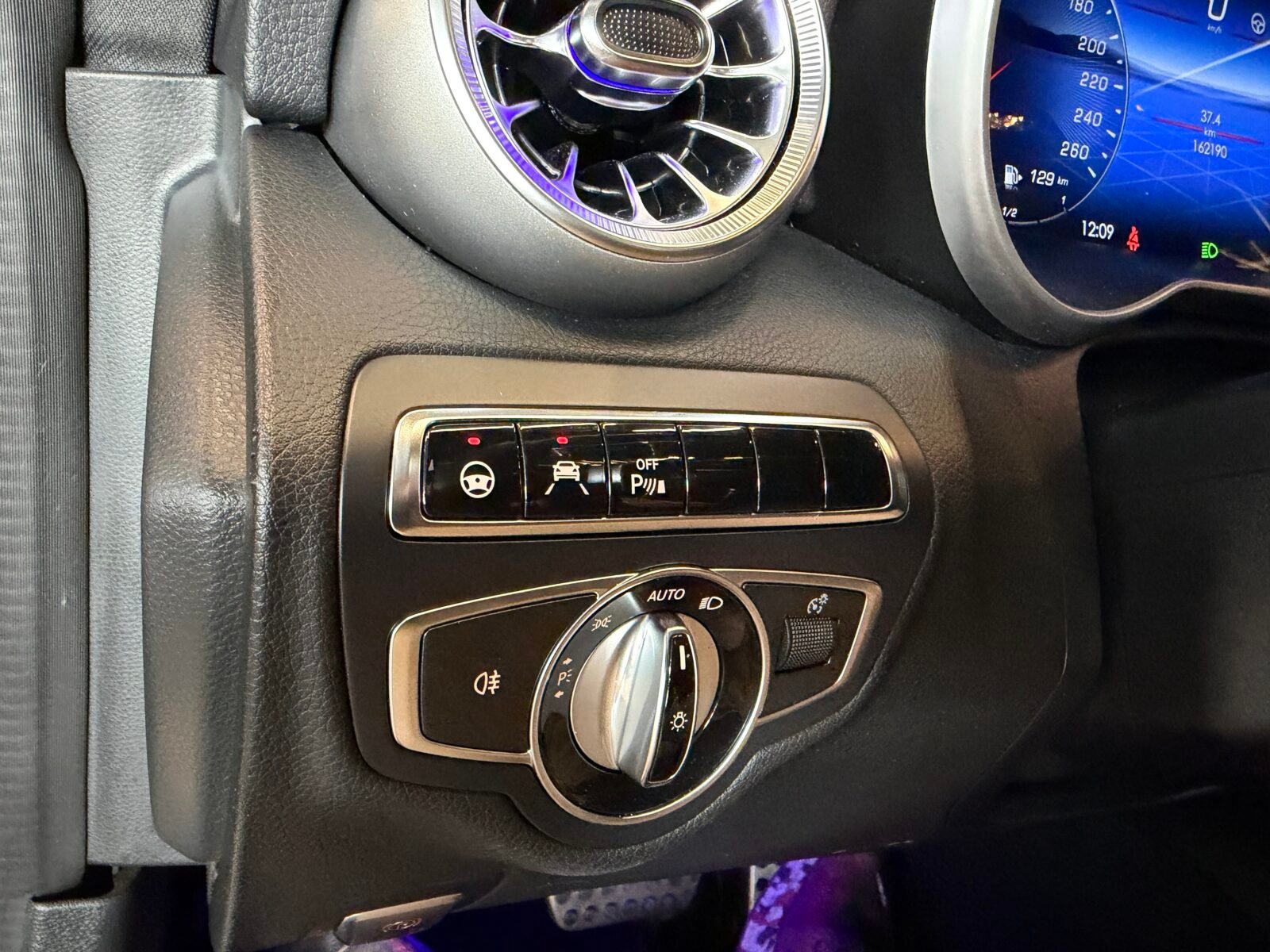 MERCEDES-BENZ C220d AMG 170CV FUL Motor MERCEDES CON CADENA