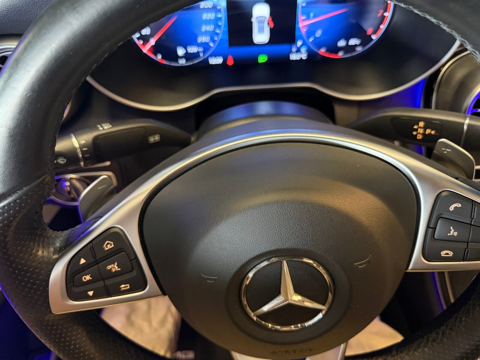 MERCEDES-BENZ C220d AMG 170CV FUL Motor MERCEDES CON CADENA