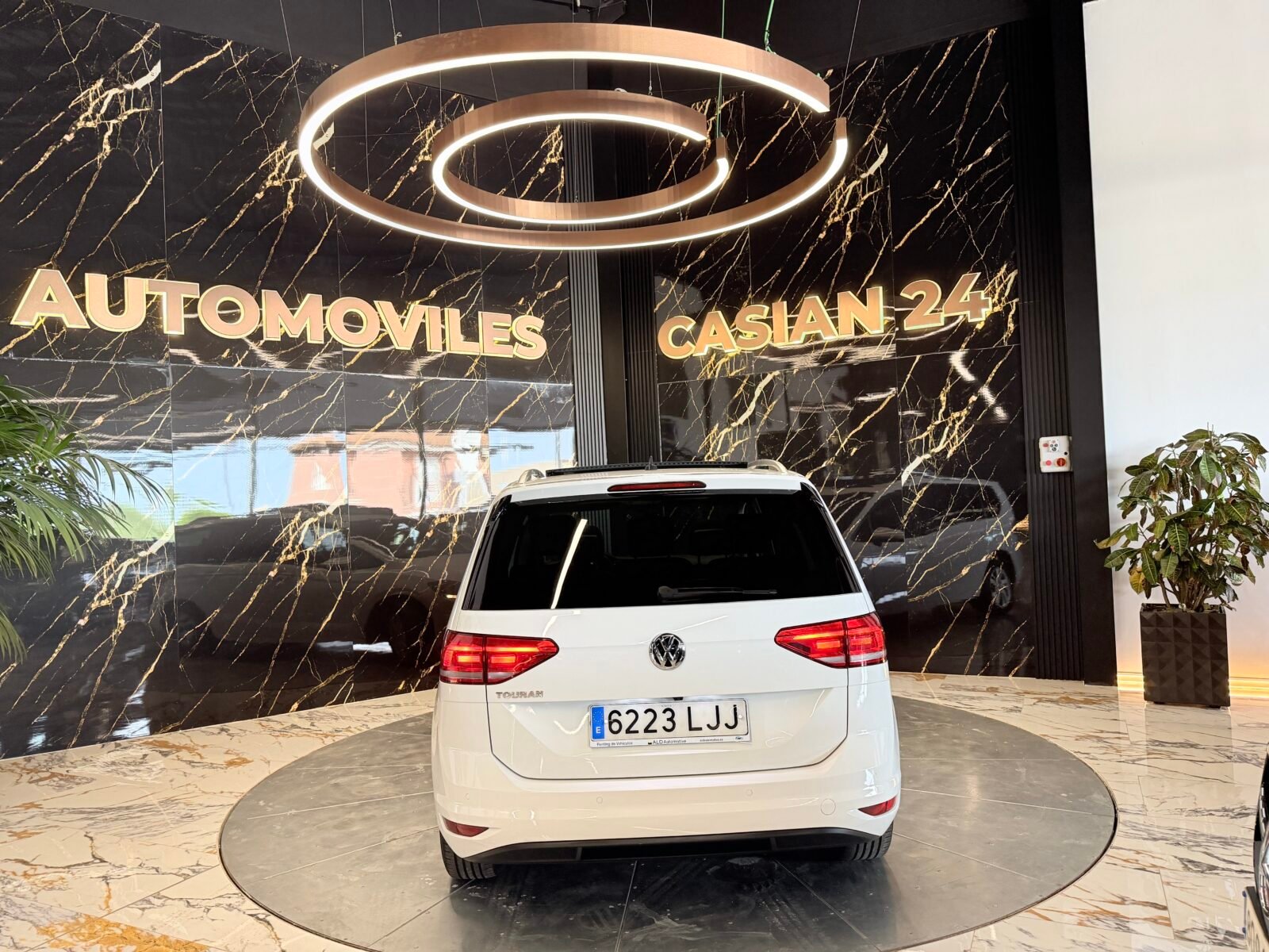 VOLKSWAGEN Touran Edition 2.0 TDI  115CV 7PLAZAS