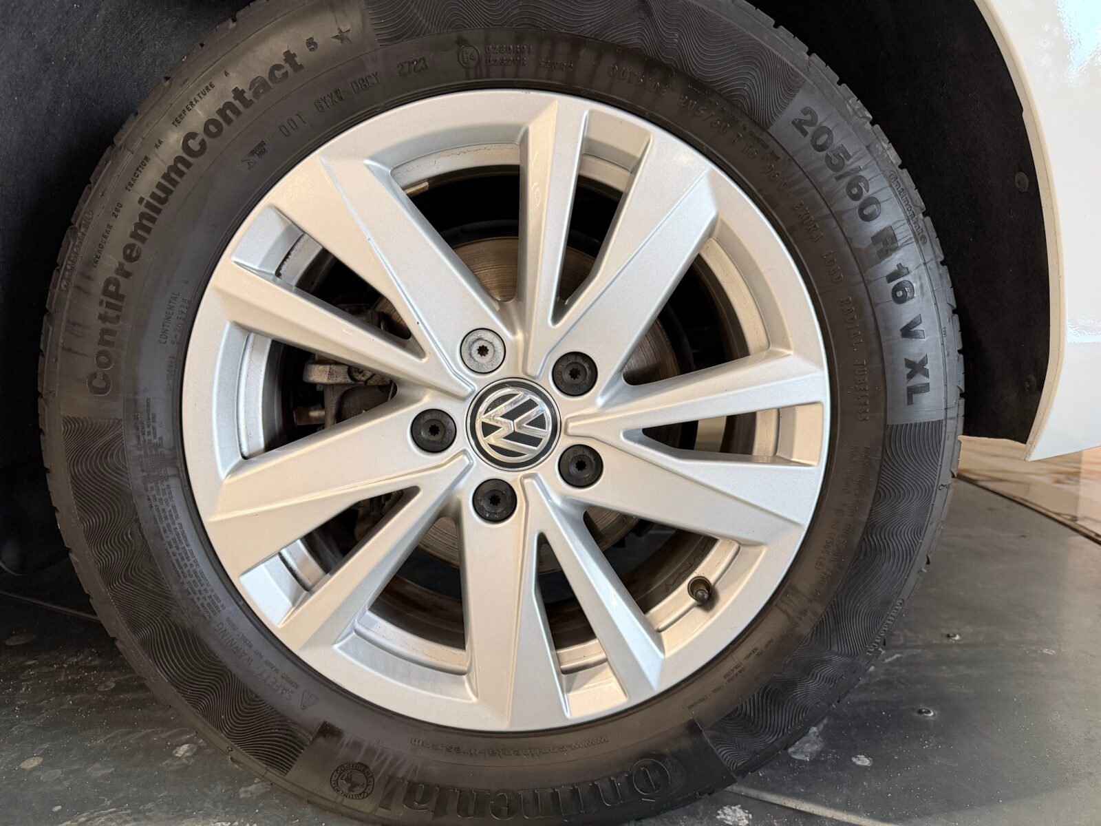 VOLKSWAGEN Touran Edition 2.0 TDI  115CV 7PLAZAS