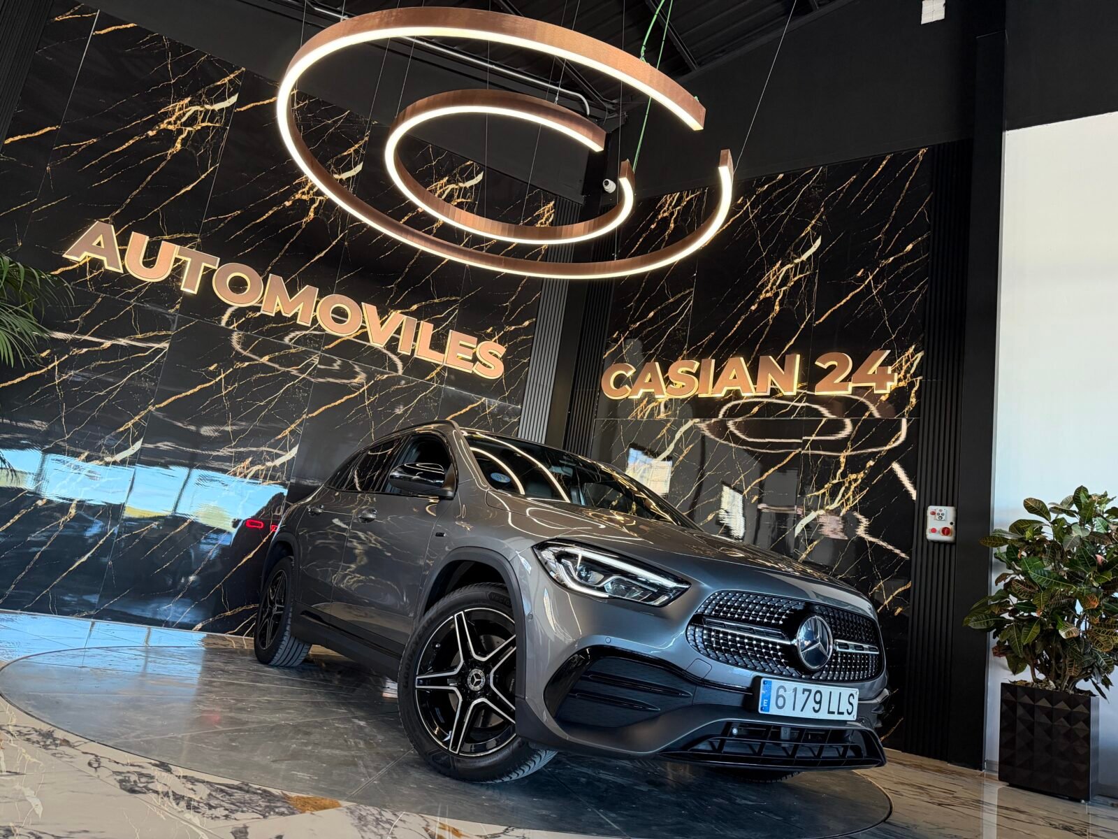 MERCEDES-BENZ GLA 250e 218CV AMG 