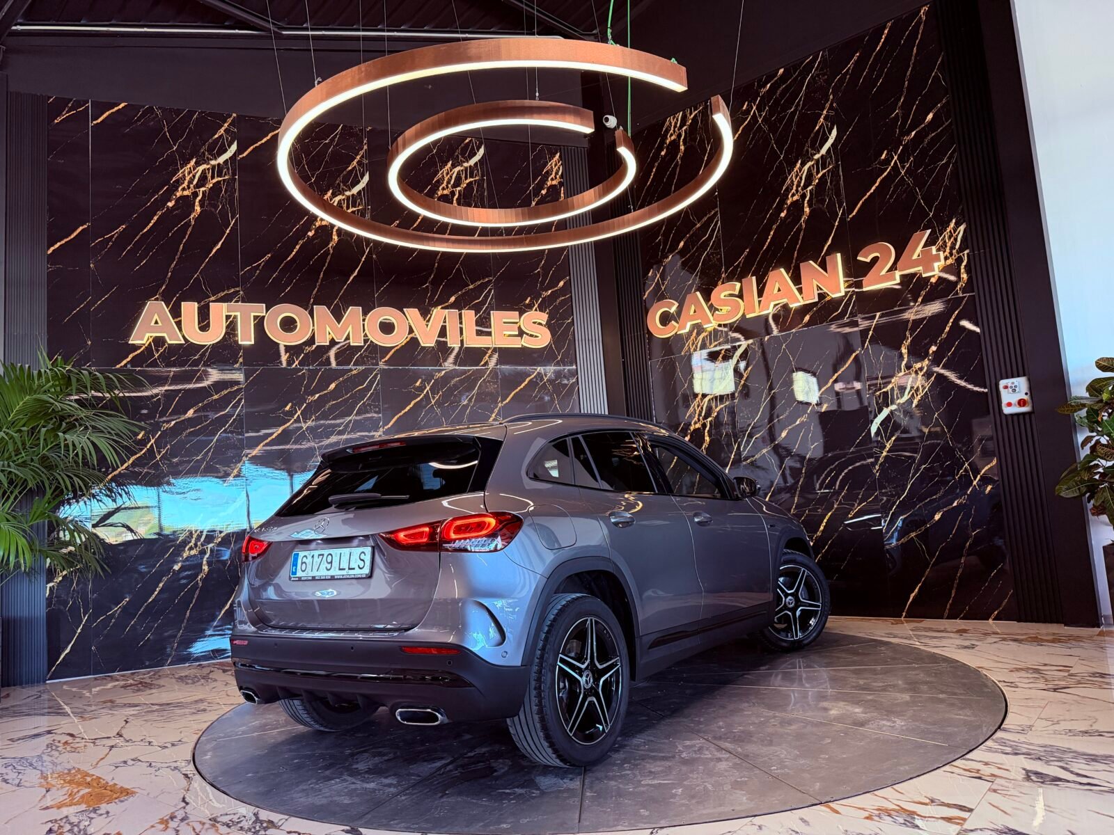 MERCEDES-BENZ GLA 250e 218CV AMG 