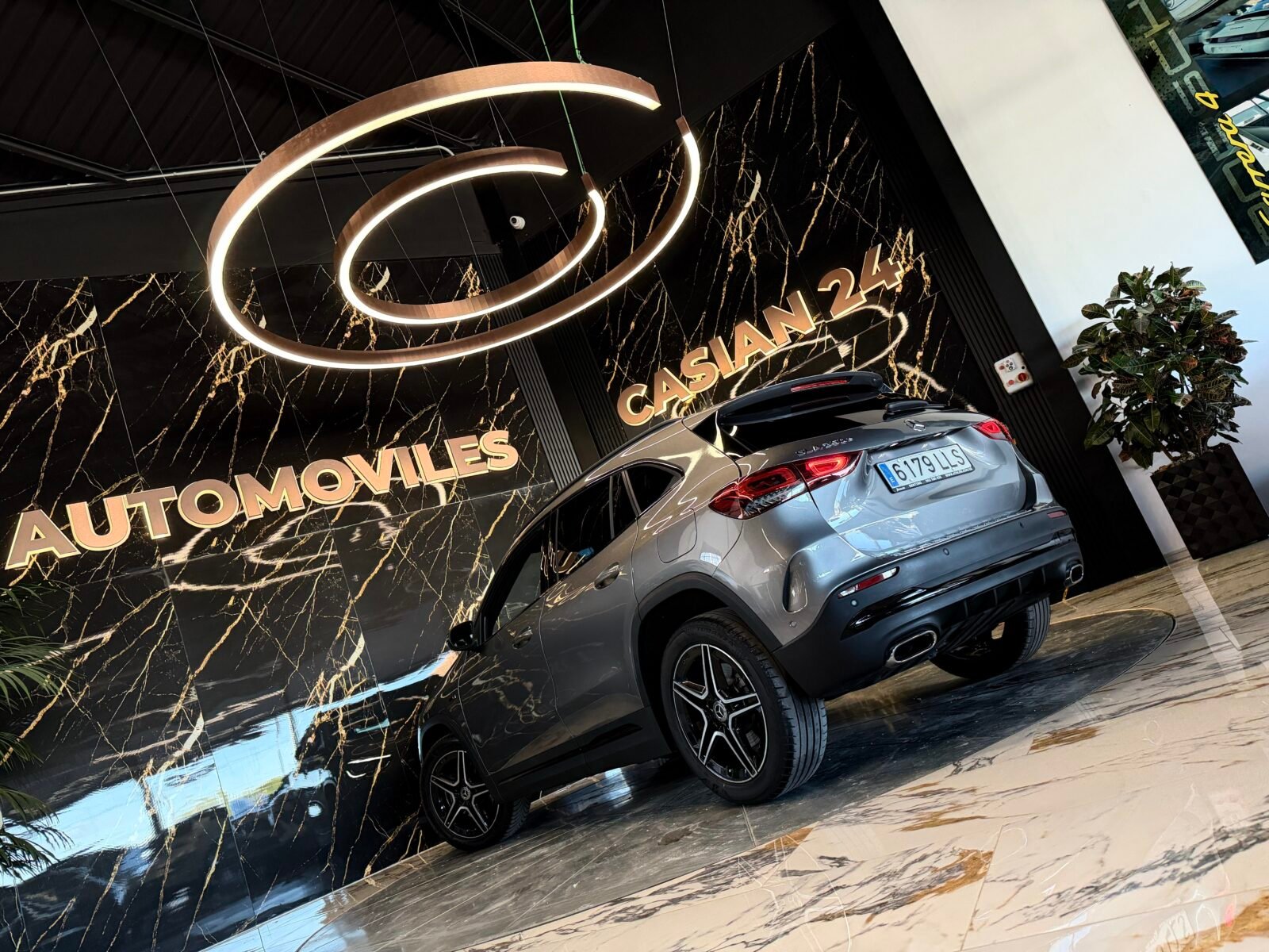 MERCEDES-BENZ GLA 250e 218CV AMG 