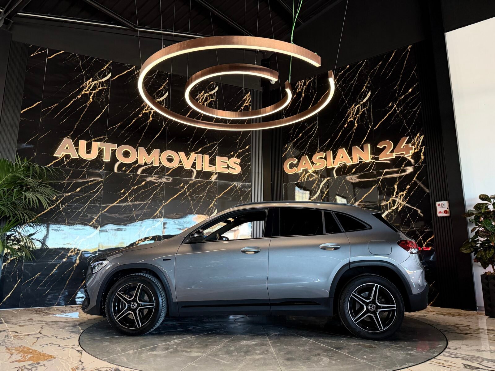 MERCEDES-BENZ GLA 250e 218CV AMG 