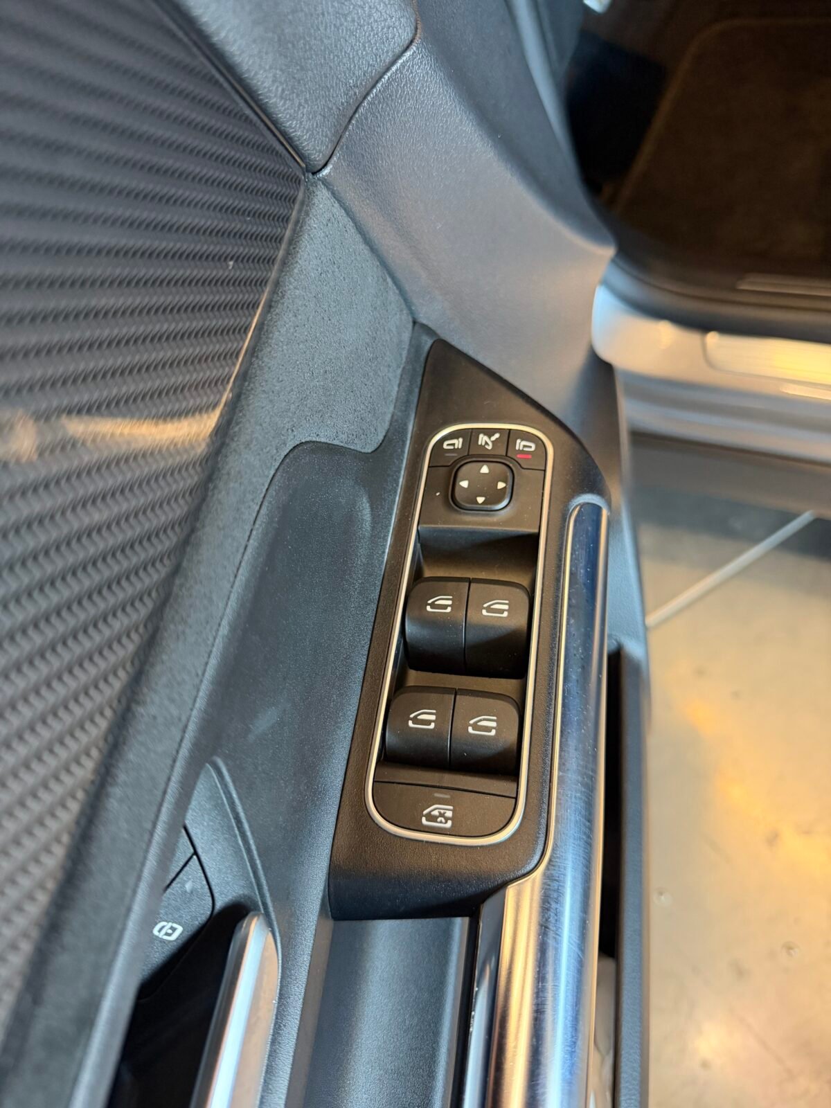 MERCEDES-BENZ GLA 250e 218CV AMG 