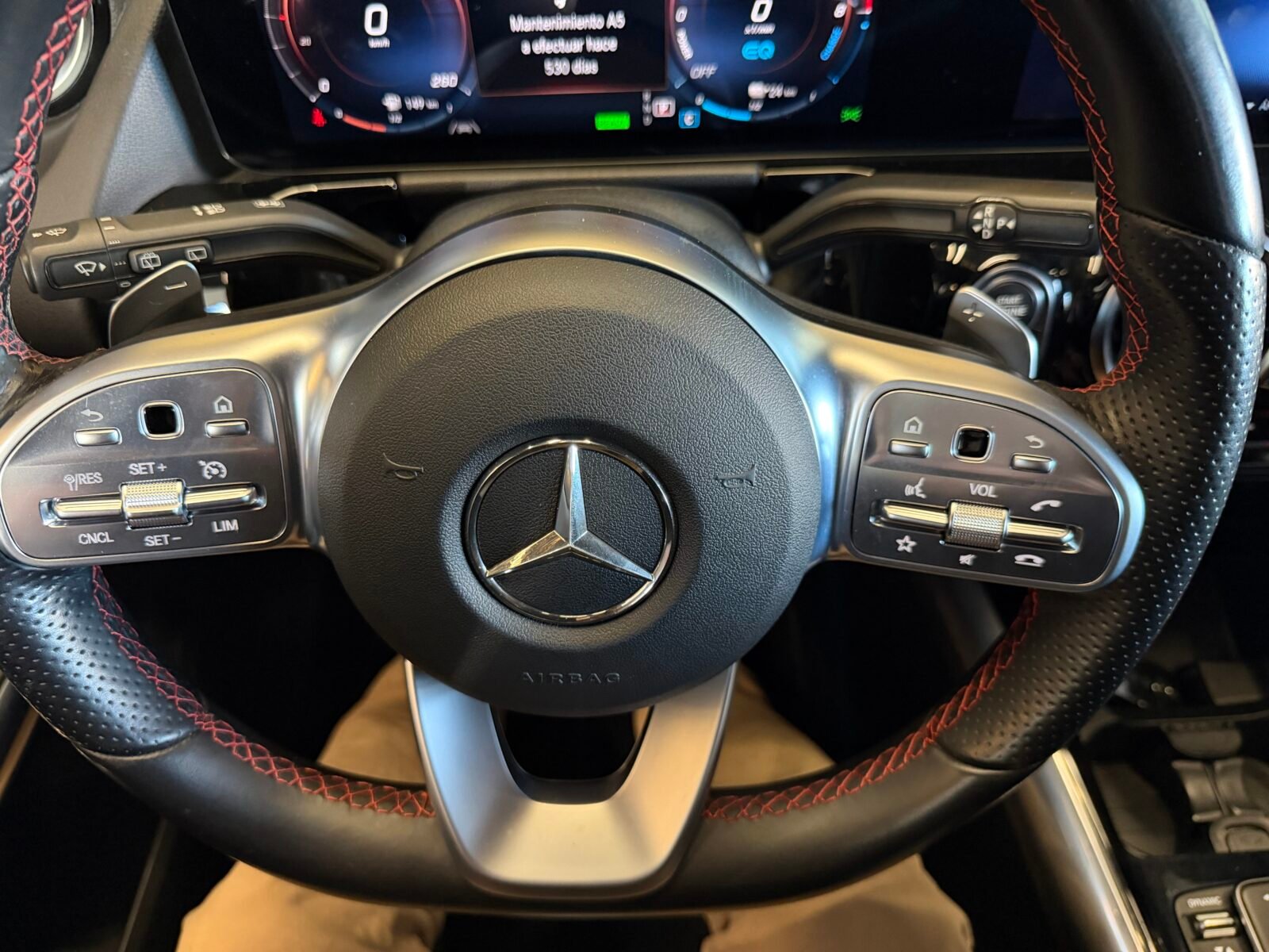 MERCEDES-BENZ GLA 250e 218CV AMG 