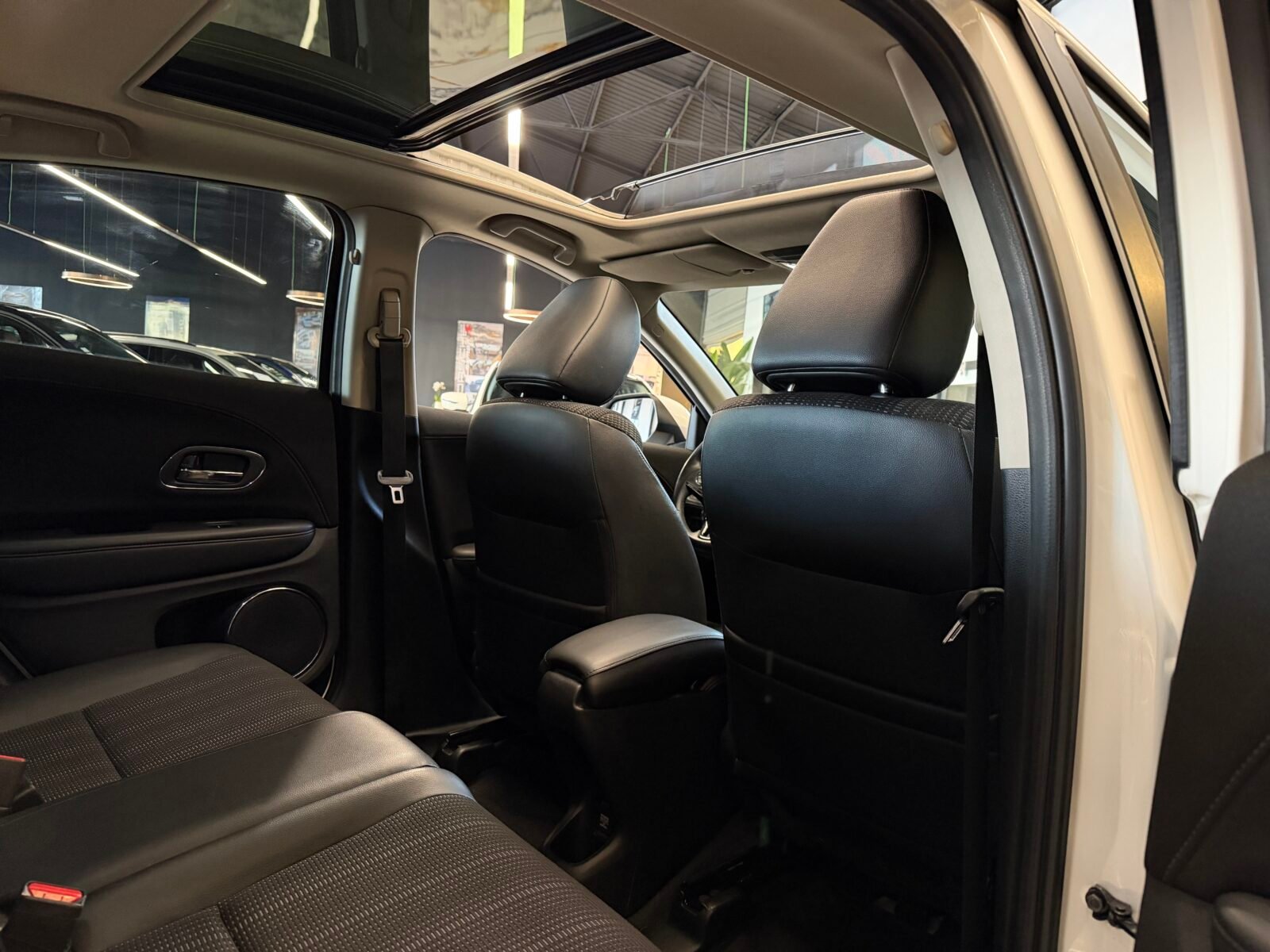 HONDA HR-V 1.5 iVTEC Executive 130CV FULL IMPOLUTO 