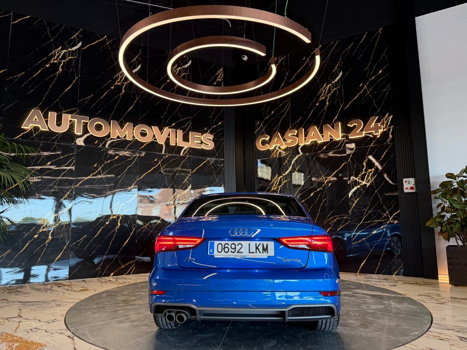 AUDI  A3 Sedan S line+ 35 TDI S tronic