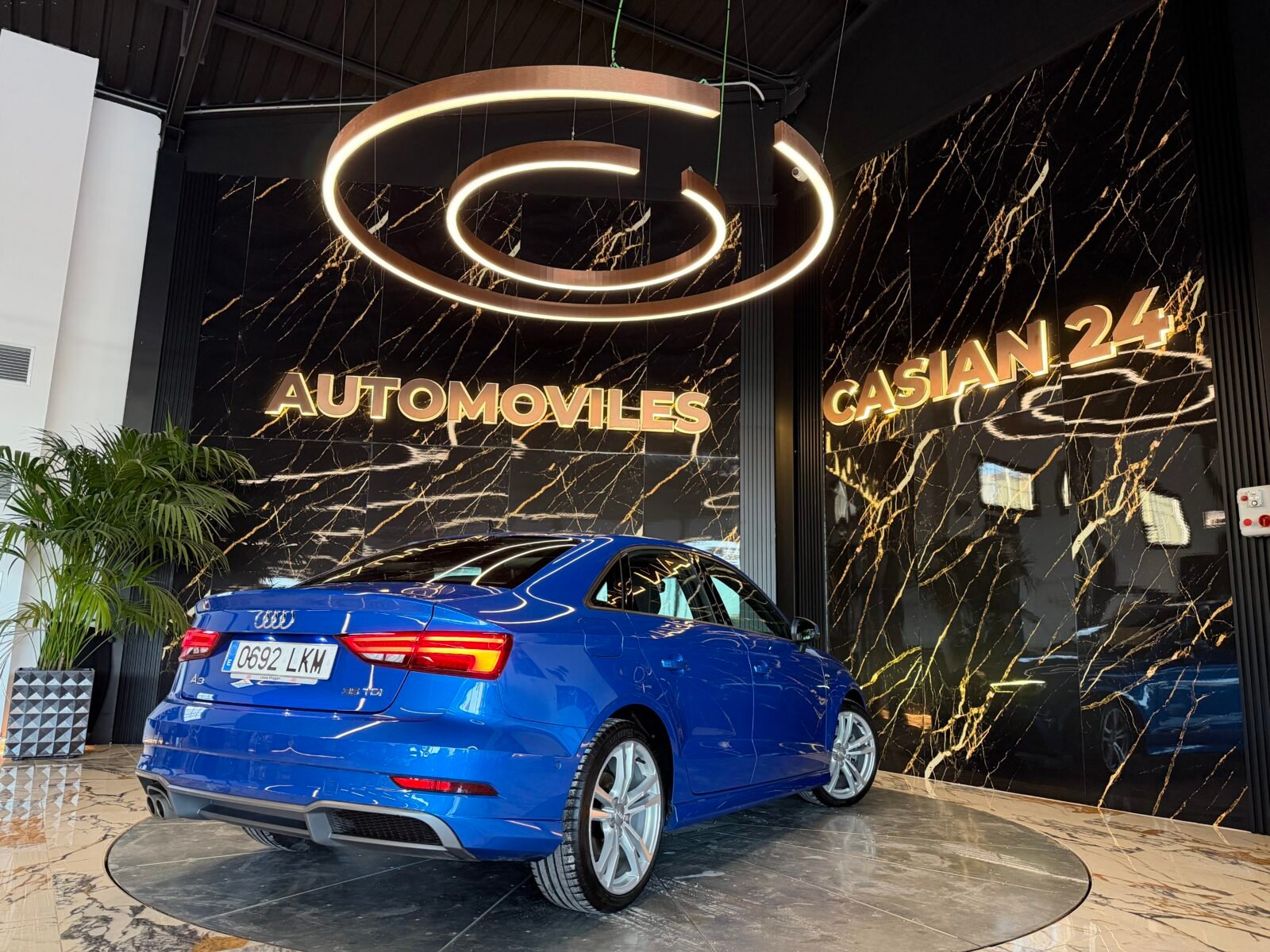 AUDI  A3 Sedan S line+ 35 TDI S tronic