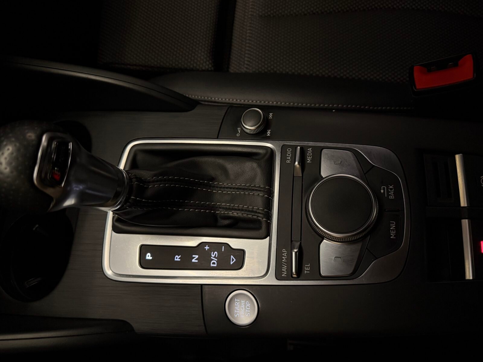 AUDI  A3 Sedan S line+ 35 TDI S tronic