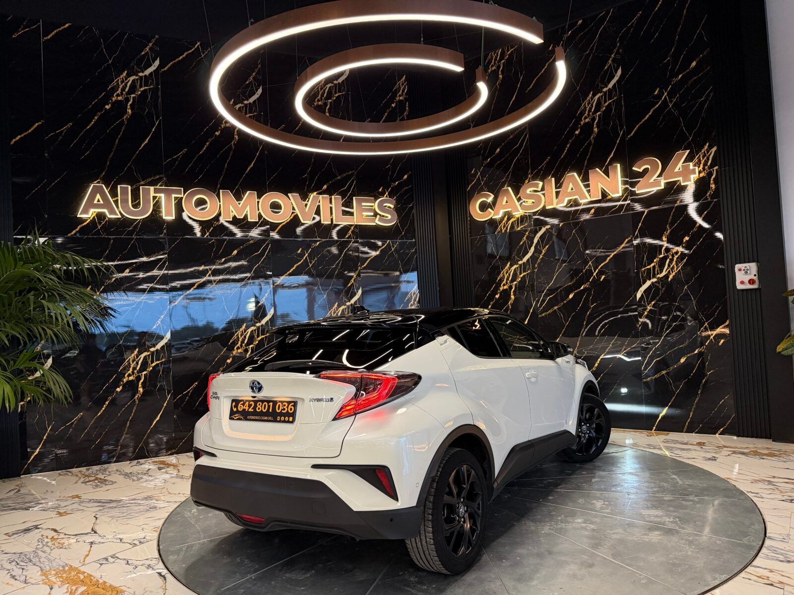 TOYOTA 1.8 125H 122CV DYNAMIC GRAPHIC