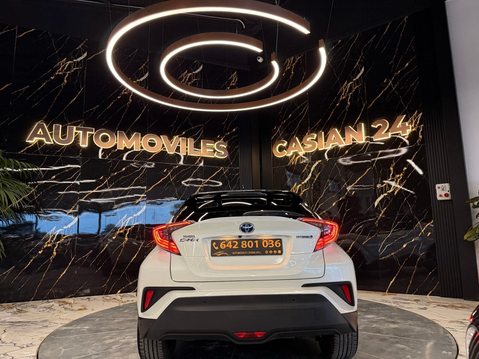 TOYOTA 1.8 125H 122CV DYNAMIC GRAPHIC