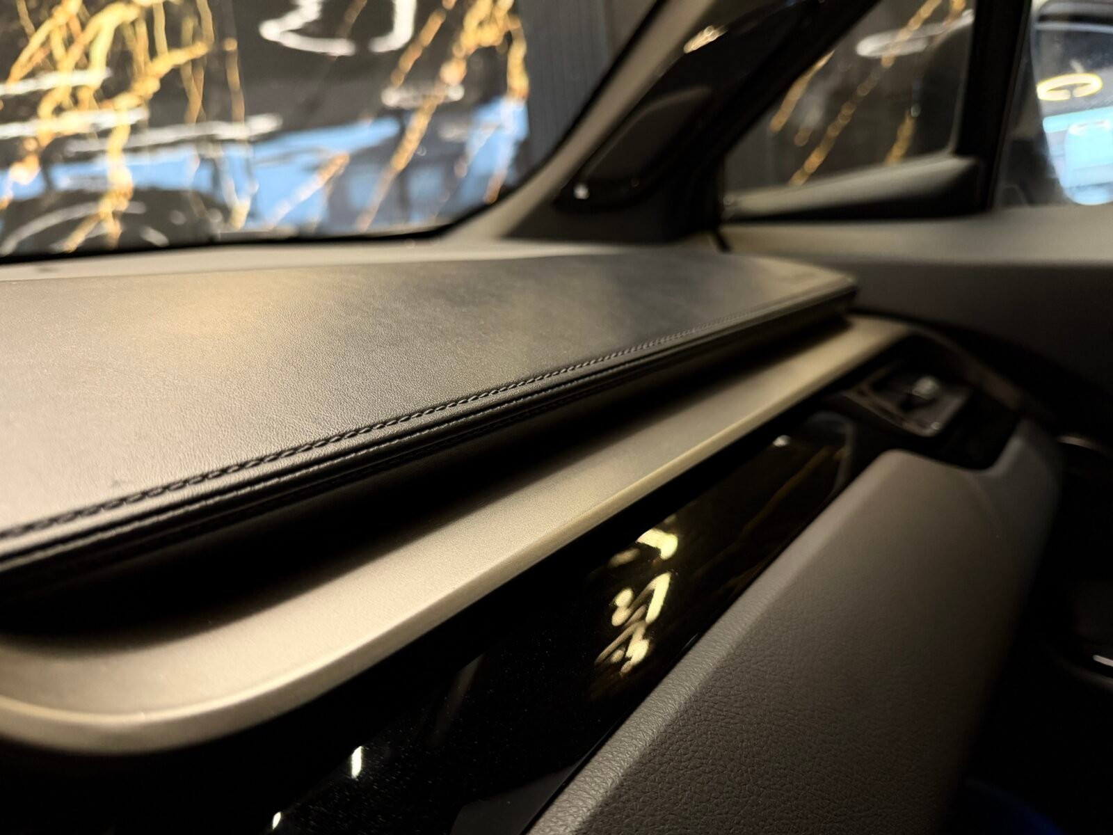 TOYOTA 1.8 125H 122CV DYNAMIC GRAPHIC