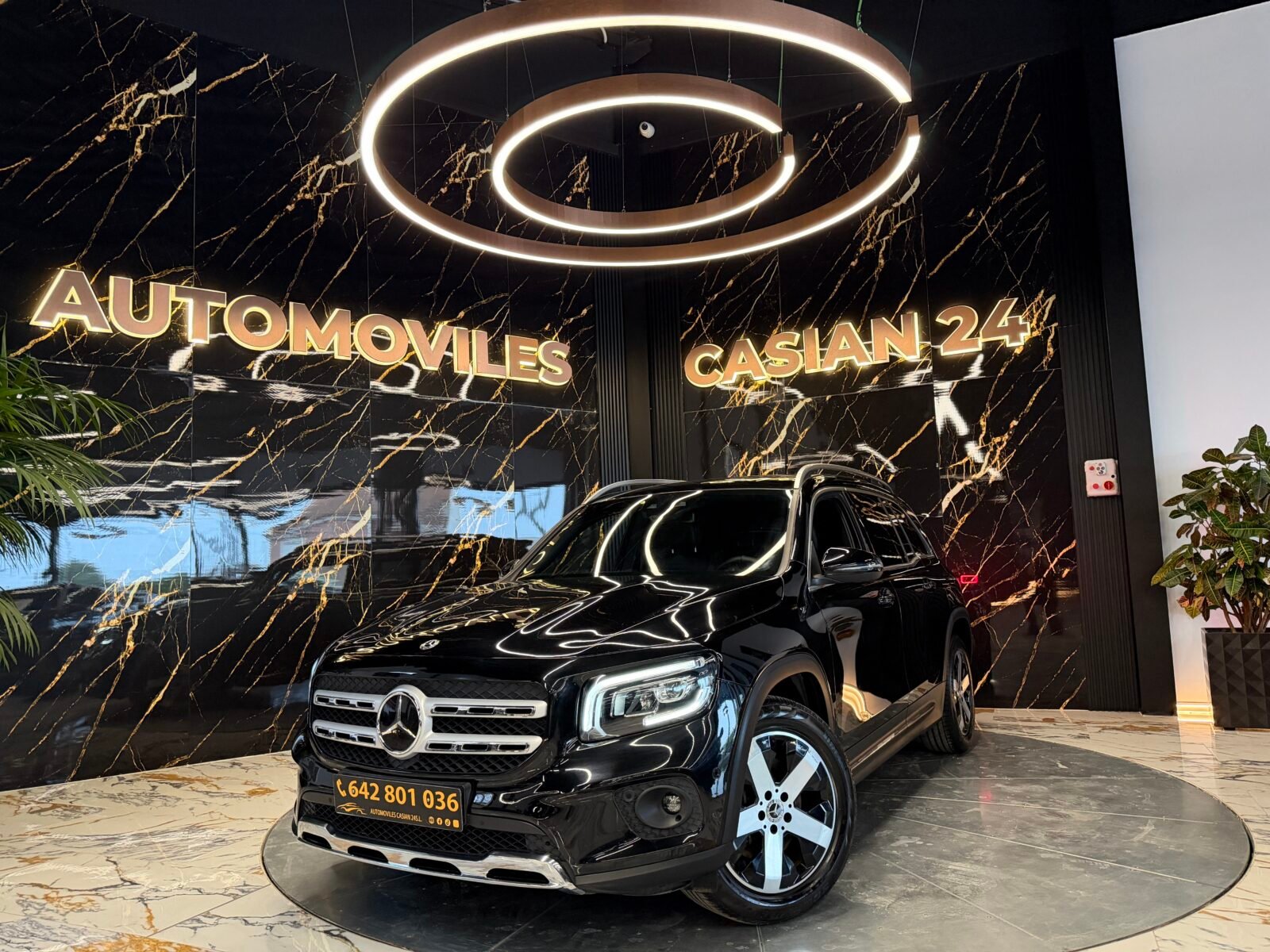 MERCEDES-BENZ GLB 200d 150cv Sport URBAN Motor MERCEDES CON CADENA