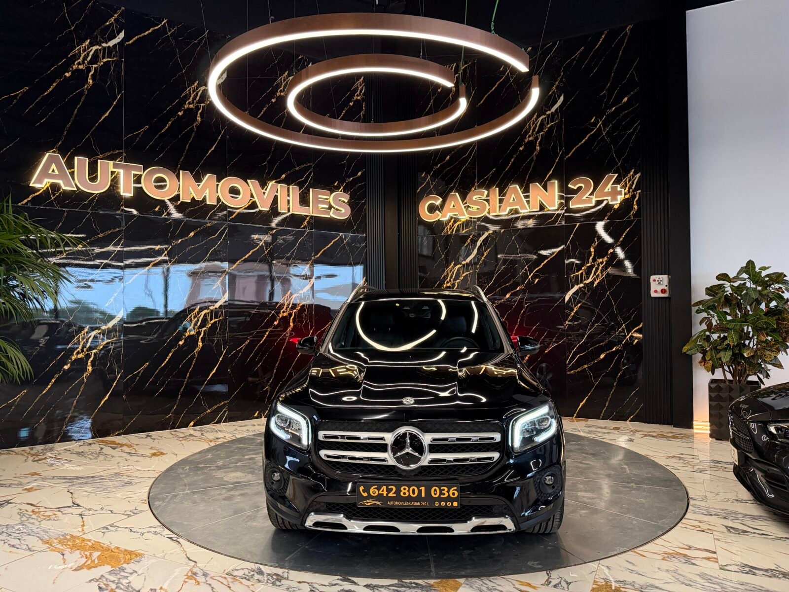 MERCEDES-BENZ GLB 200d 150cv Sport URBAN Motor MERCEDES CON CADENA