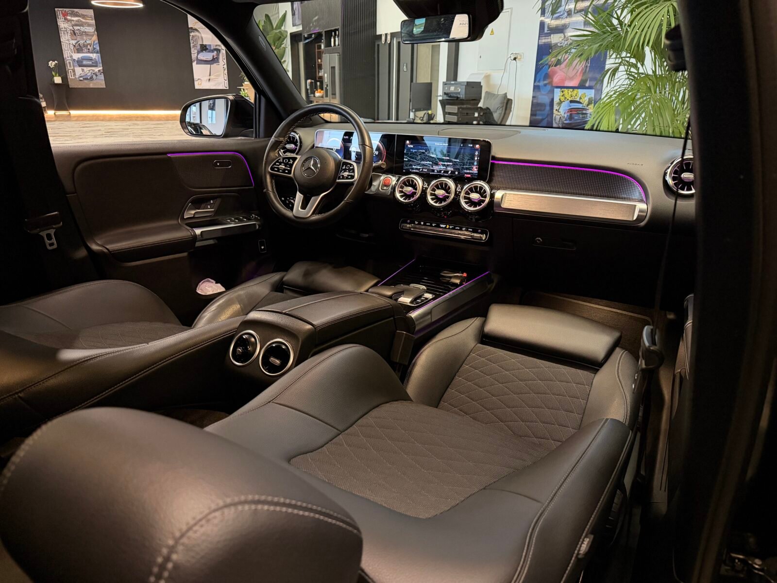 MERCEDES-BENZ GLB 200d 150cv Sport URBAN Motor MERCEDES CON CADENA