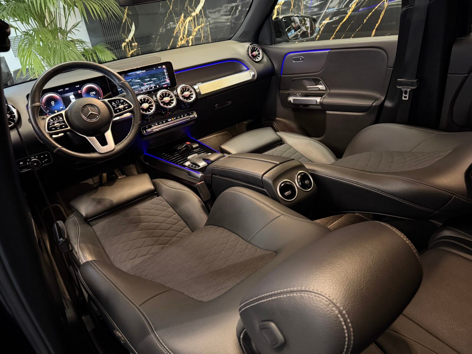 MERCEDES-BENZ GLB 200d 150cv Sport URBAN Motor MERCEDES CON CADENA