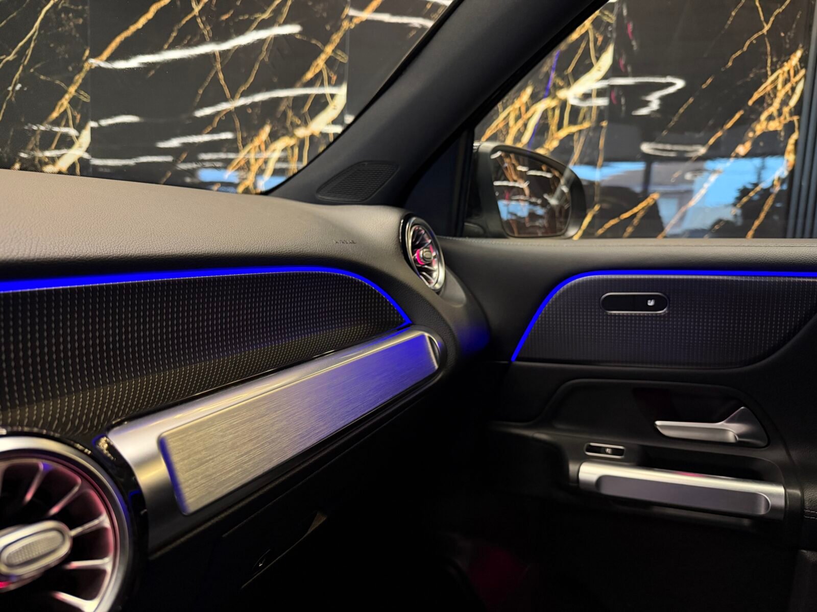 MERCEDES-BENZ GLB 200d 150cv Sport URBAN Motor MERCEDES CON CADENA