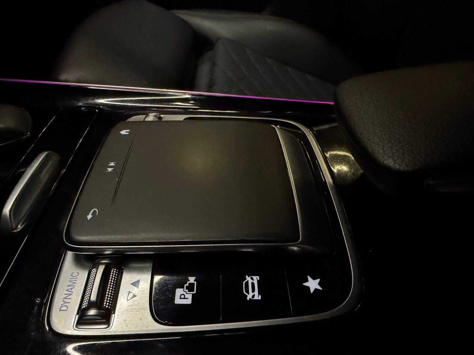 MERCEDES-BENZ GLB 200d 150cv Sport URBAN Motor MERCEDES CON CADENA