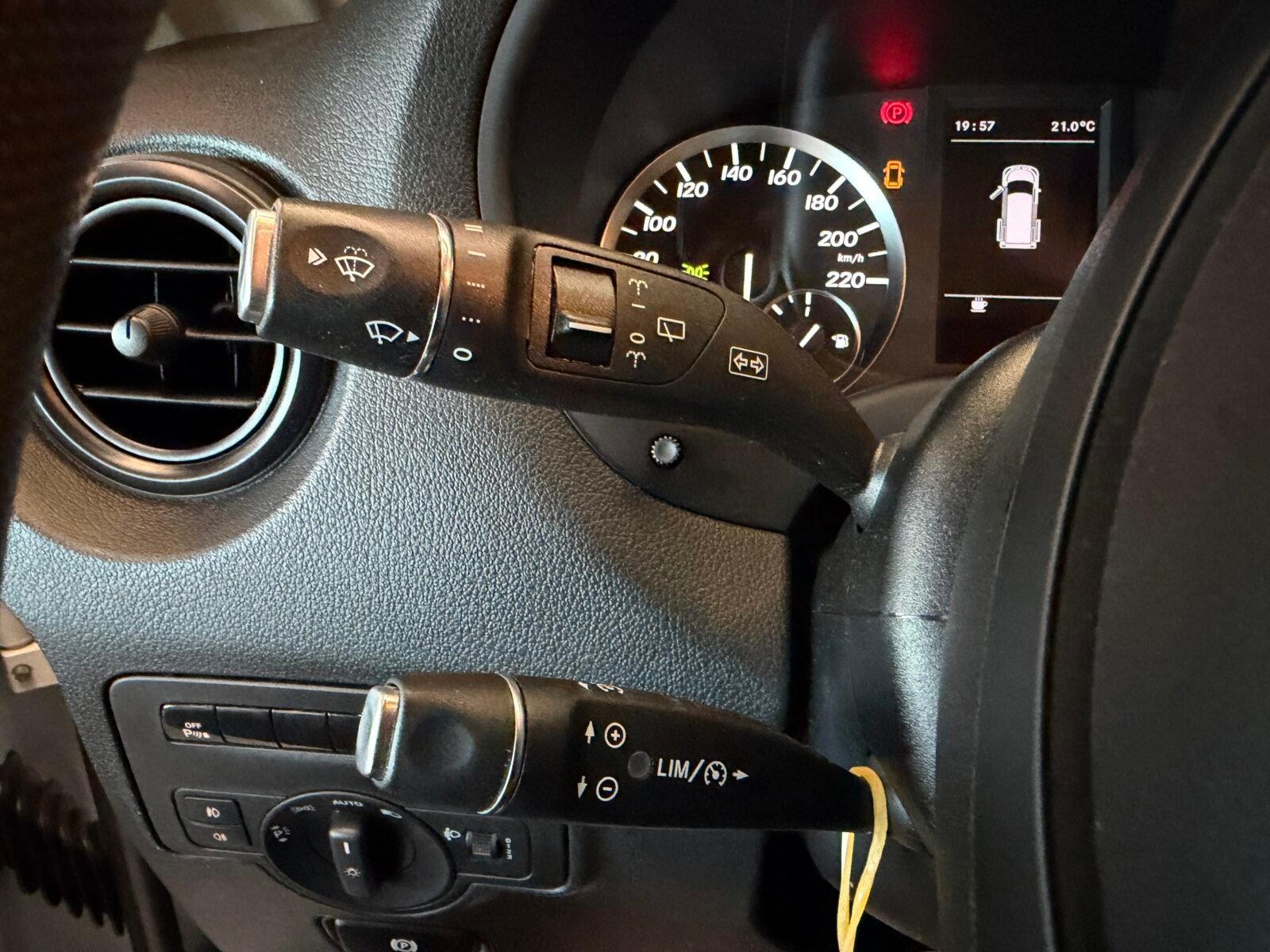 MERCEDES-BENZ MERCEDES-BENZ Vito 180d Tourer 115cv kompakt Sport Edition